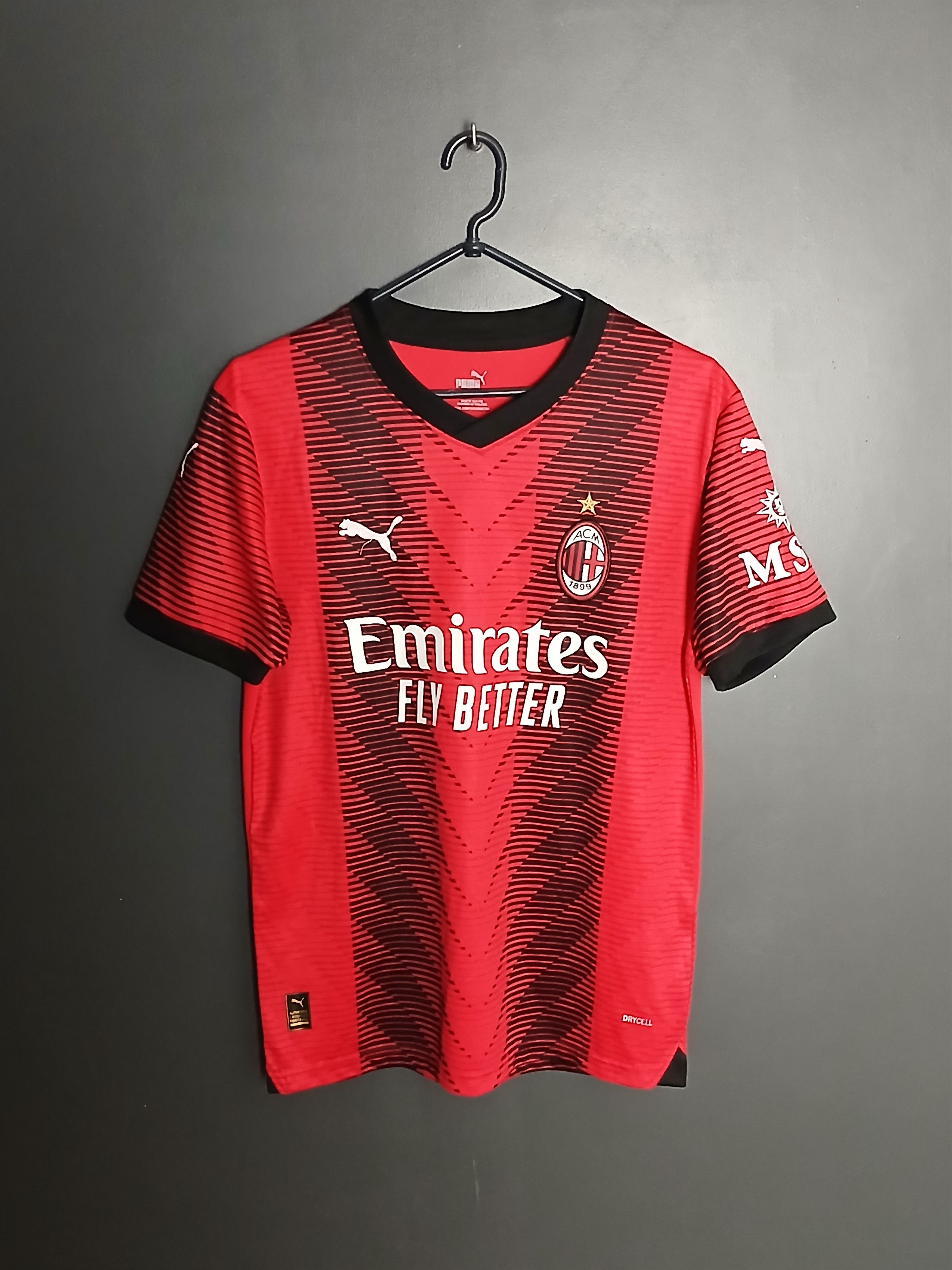 Other Milan 23/24 Home Football Jersey T-Shirt Size US S / EU 44-46 / 1 - 1 Thumbnail