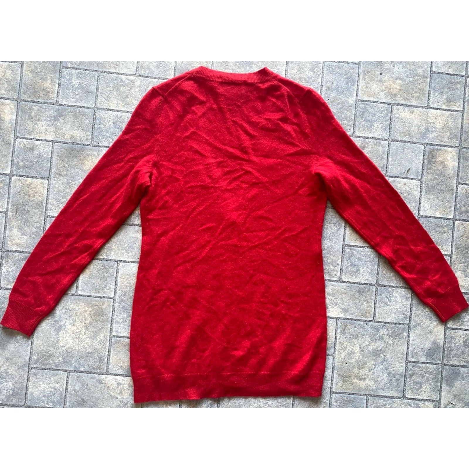 Bloomingdale's VINTAGE C by Bloomingdale's XS Women's 100% Cashmere Red Seven Button Cardigan Size XS / US 0-2 / IT 36-38 - 2 Thumbnail