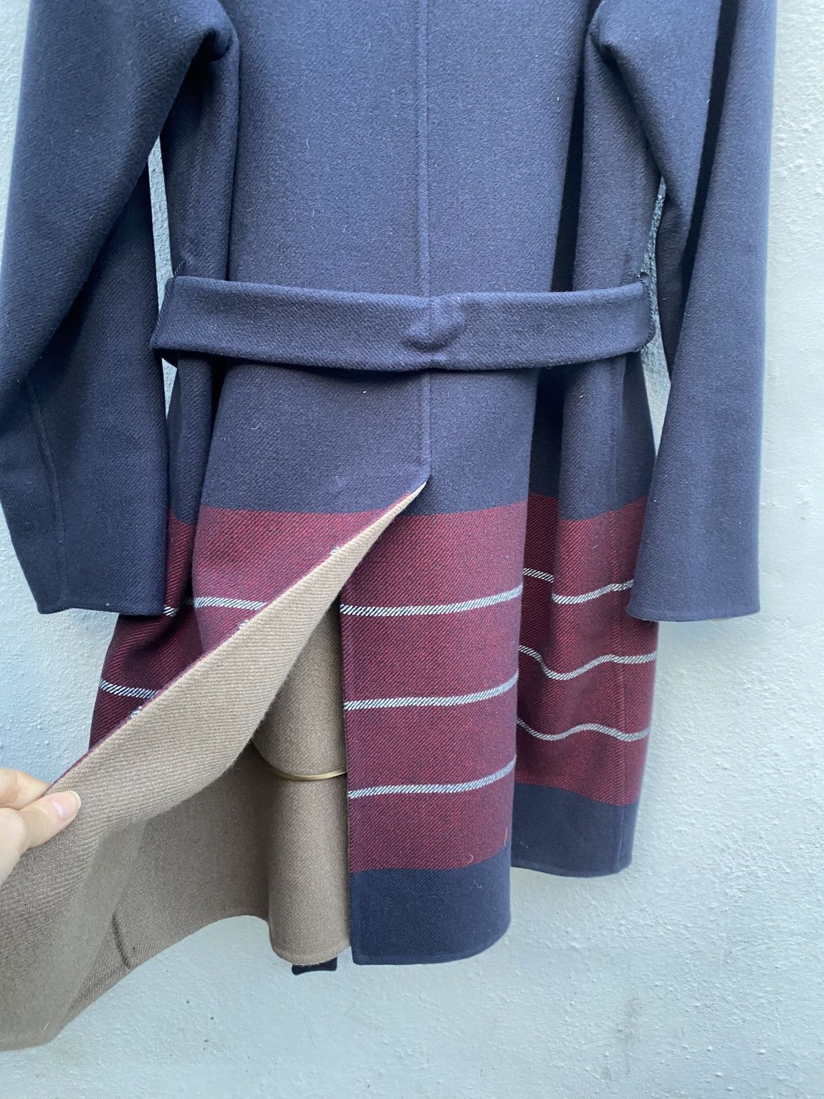 Louis Vuitton Navy wool and cashmere coat Size US M / EU 48-50 / 2 - 10 Thumbnail