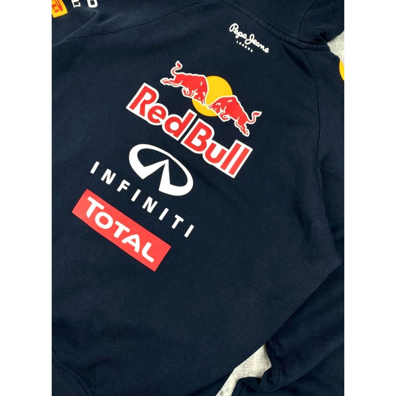 Pepe Jeans Pepe Jeans Red Bull Racing Full Zip Hoodie Men 2XL Blue Sports Hooded Short Beschreibung? Size US XXL / EU 58 / 5 - 7 Thumbnail