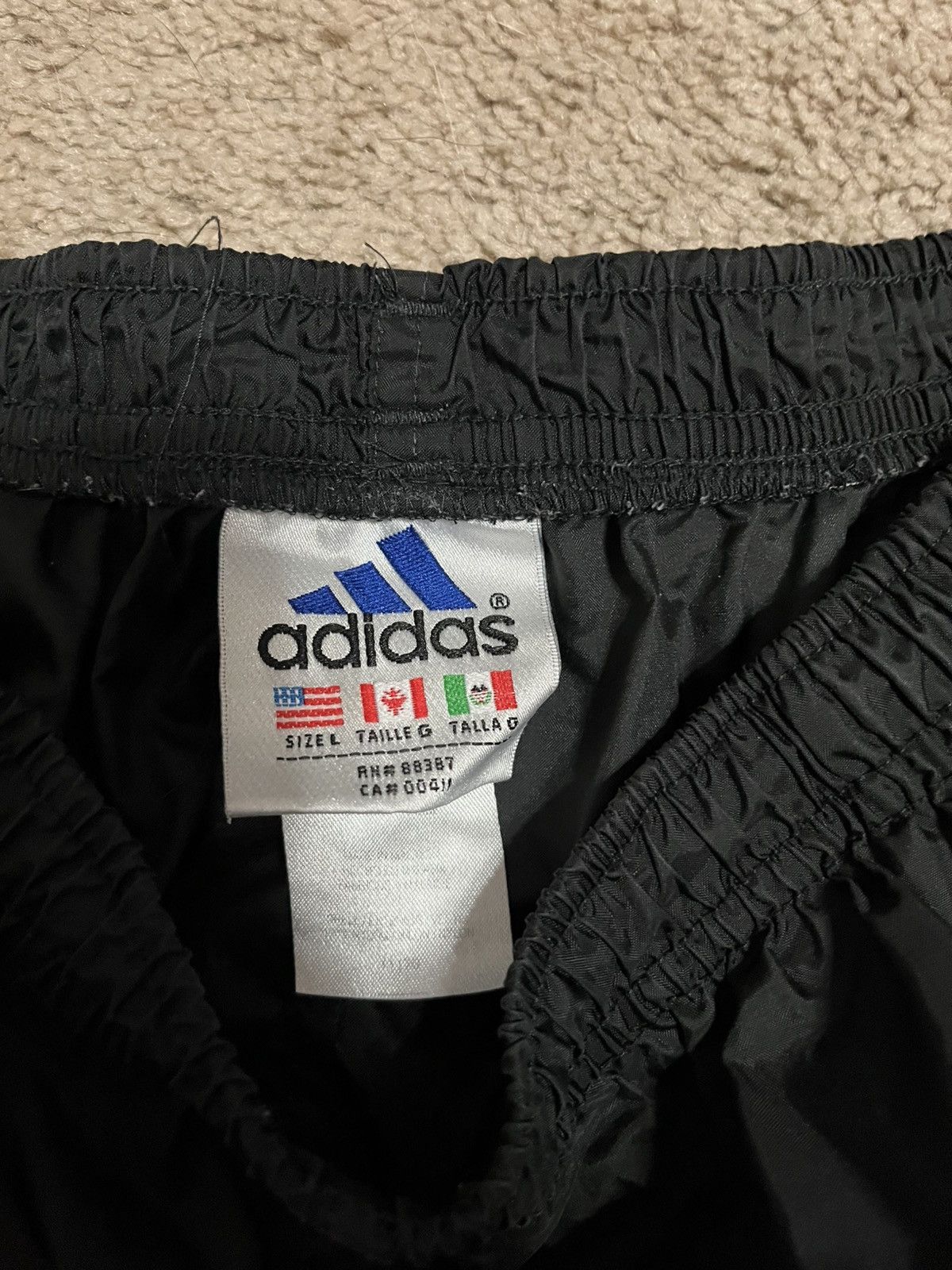 Adidas 90’s Authentic Adidas Track Pants Size US 34 / EU 50 - 3 Thumbnail