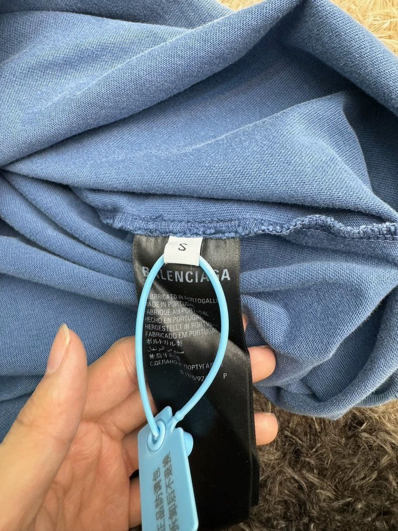 Balenciaga Balenciaga 23FW Berkind Gradient Blue Patch Tee Size US S / EU 44-46 / 1 - 4 Thumbnail