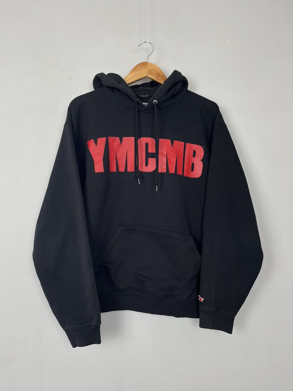 Young money hoodie hotsell