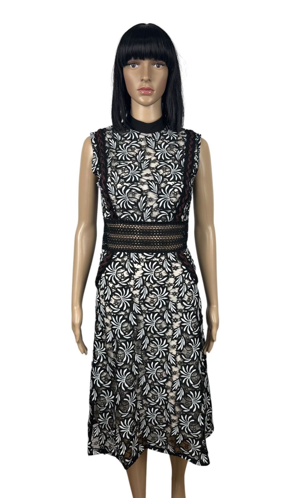 Self-Portrait Self Portrait Lace Sleeveless Lace Midi Dress size US4 UK8 Size S / US 4 / IT 40 - 1 Thumbnail