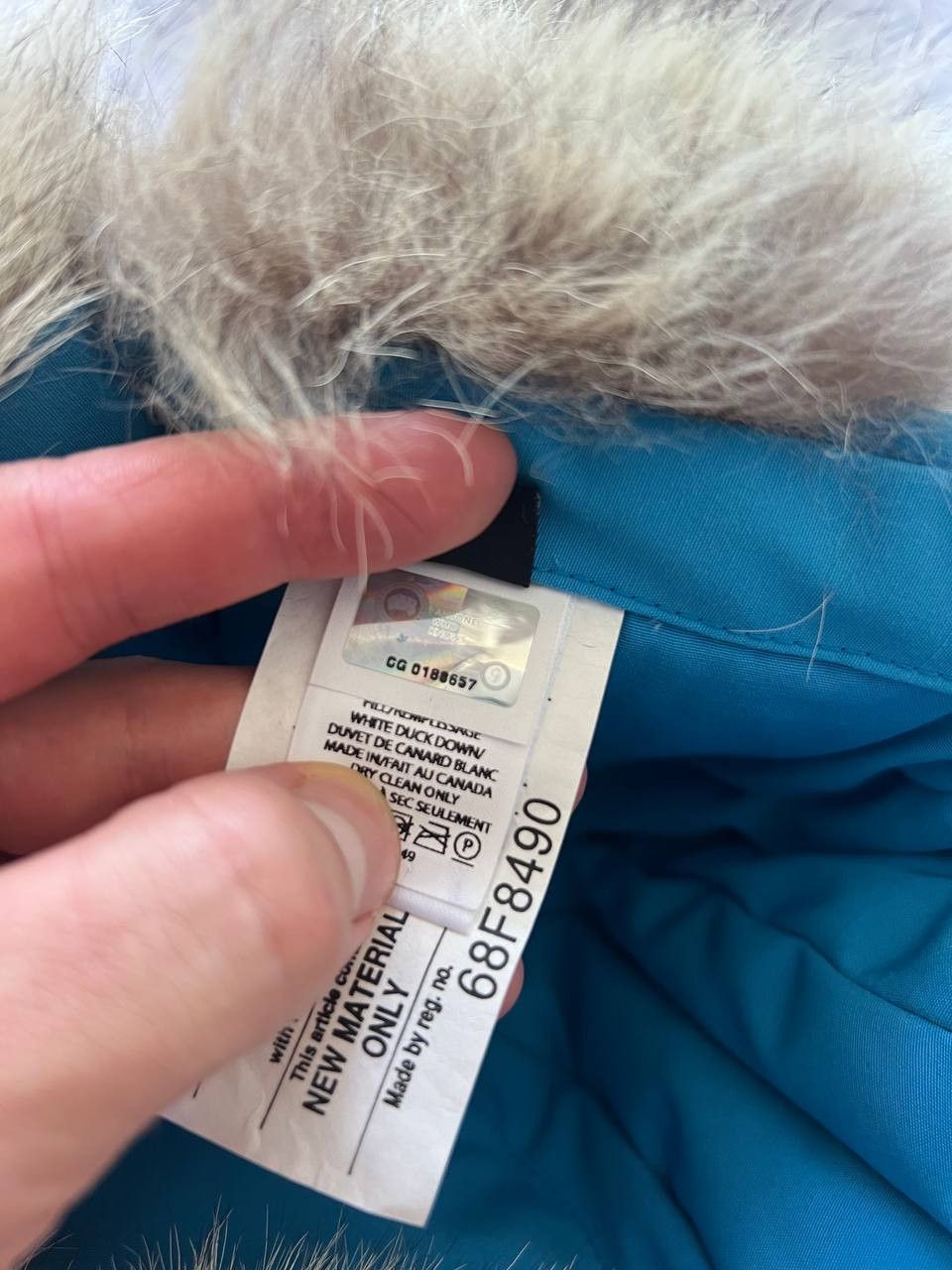 Canada Goose NEW CANADA GOOSE AVIATOR HAT FUR L/XL Size 34 - 8 Thumbnail