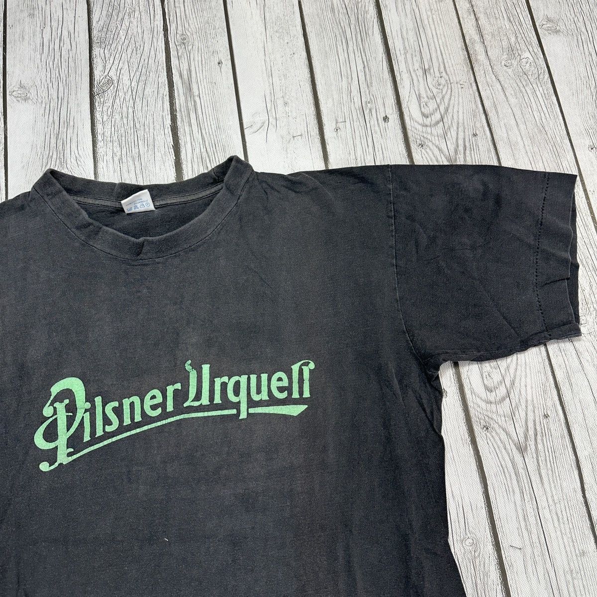 Vintage Vintage Pilsner Urquell tee Size US L / EU 52-54 / 3 - 3 Thumbnail
