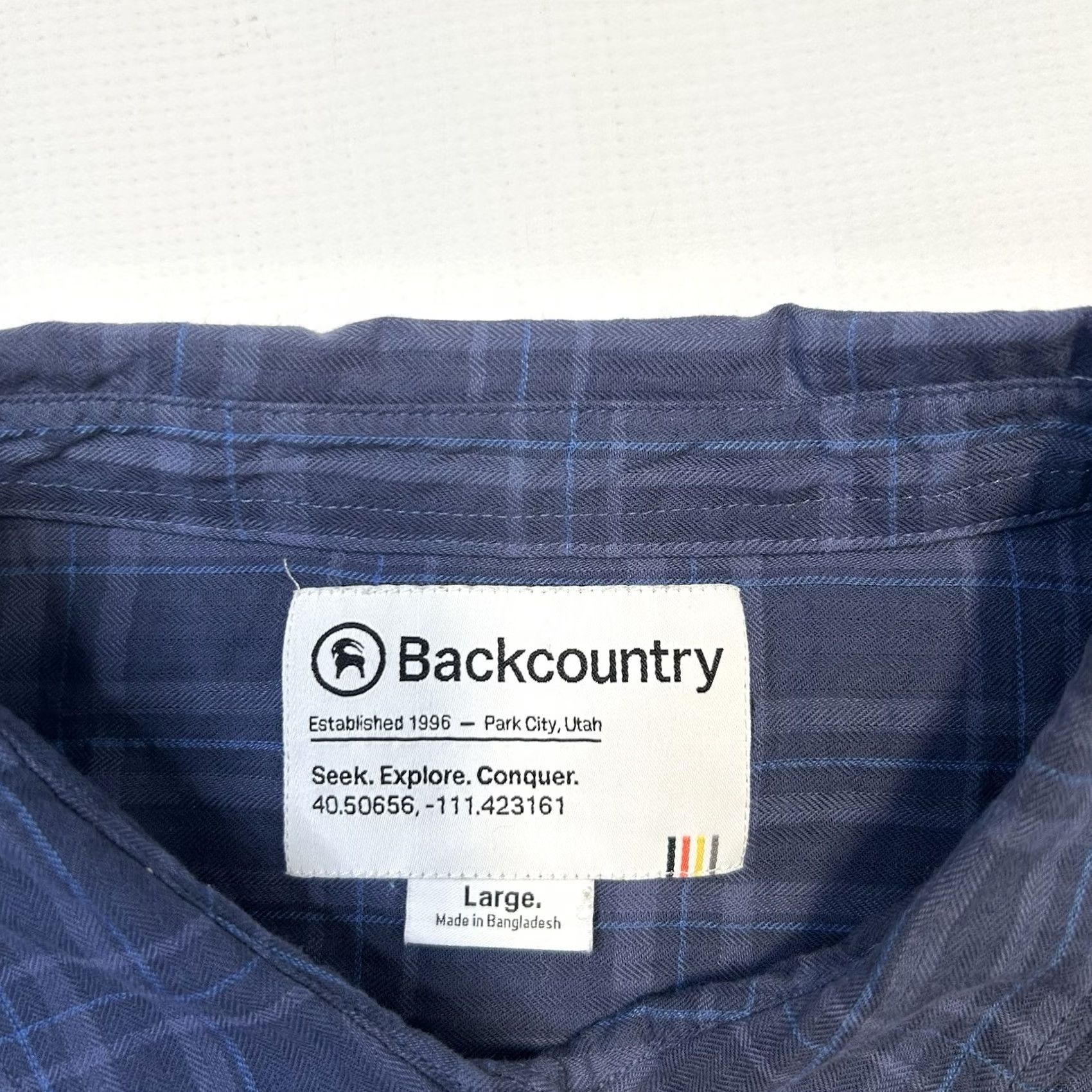 Vintage Backcountry Plaid Button Up Shirt Womens Large Blue Lightweight Casual Cozy Relaxed Fit Size L / US 10 / IT 46 - 7 Thumbnail