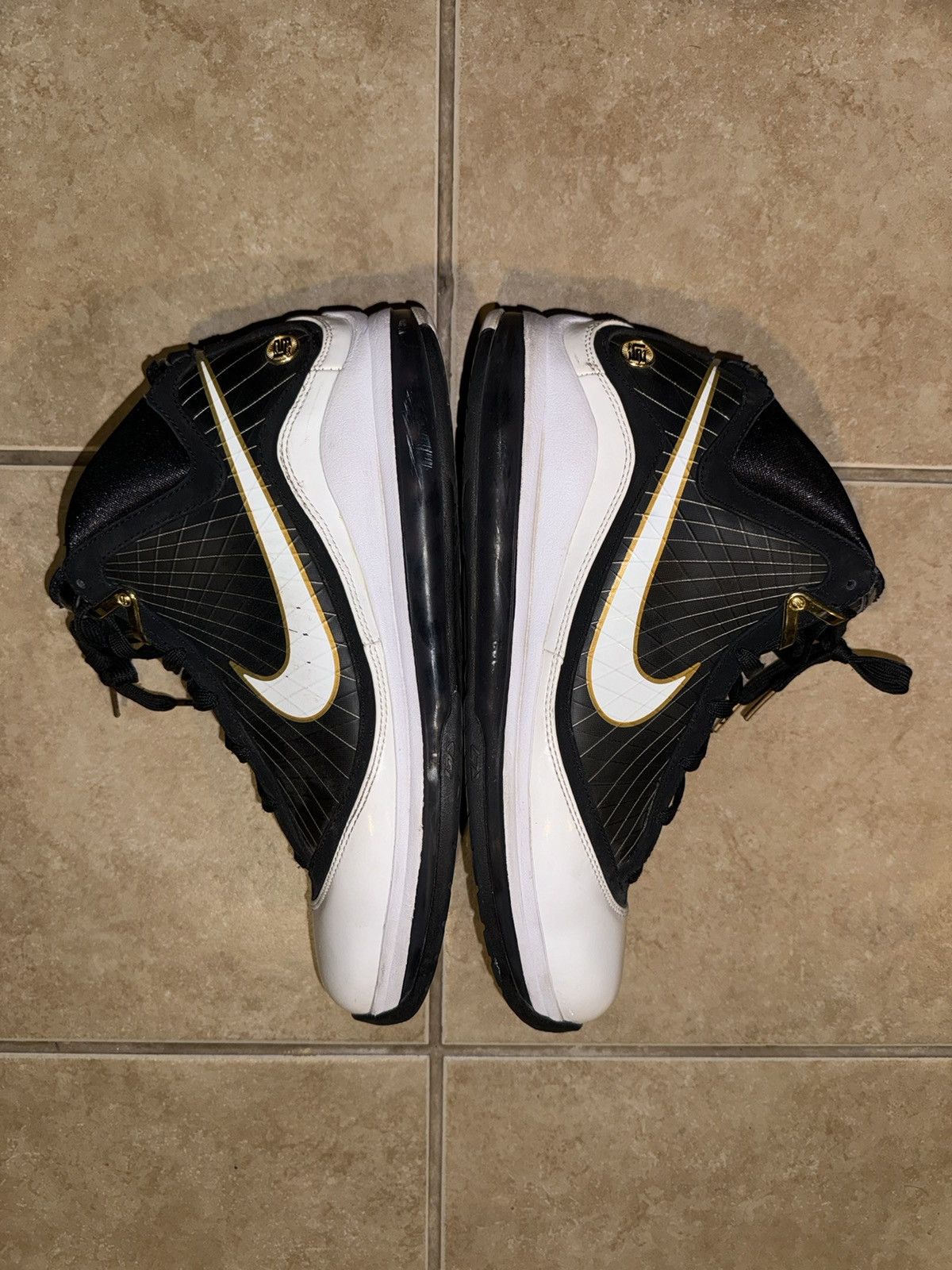 Nike Nike Air LeBron 7 Size US 12 / EU 45 - 4 Thumbnail