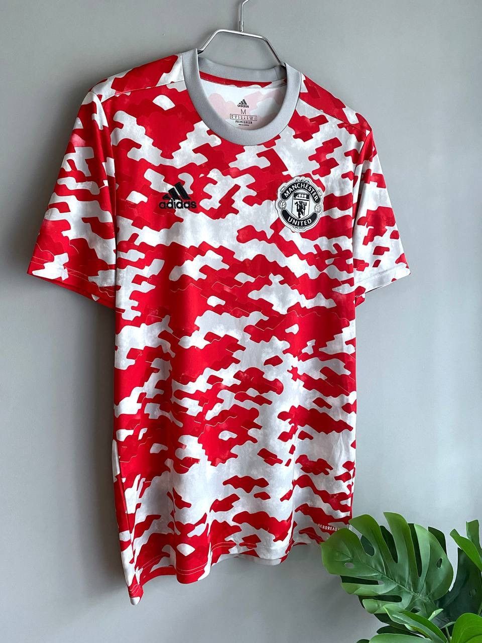Adidas Manchester United 2021/22 Pre-match Soccer Jersey, M GR3914 Size US M / EU 48-50 / 2 - 2 Thumbnail