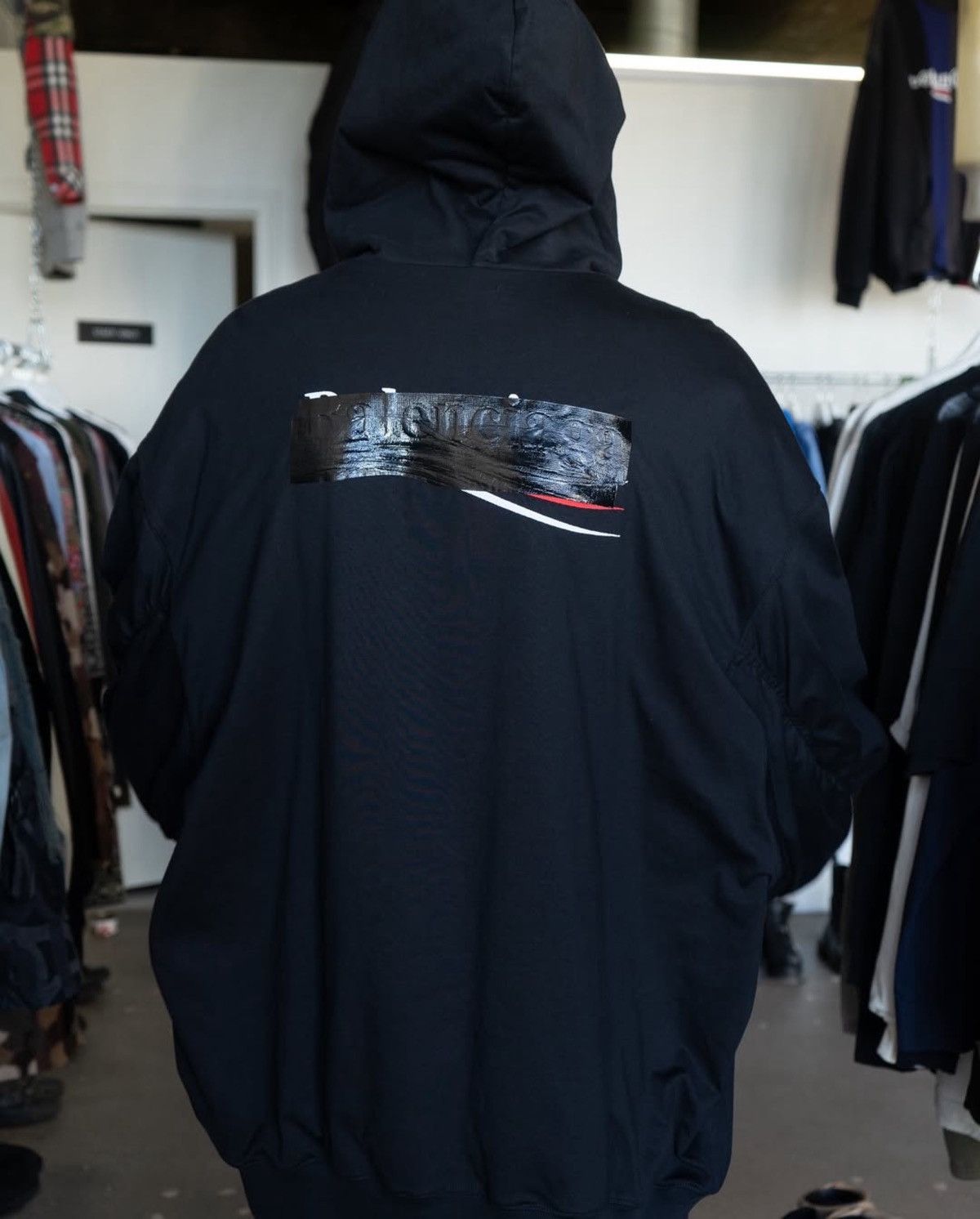 Balenciaga Balenciaga Gaffer campaign oversized bomber sz M Demna era Size US M / EU 48-50 / 2 - 2 Thumbnail