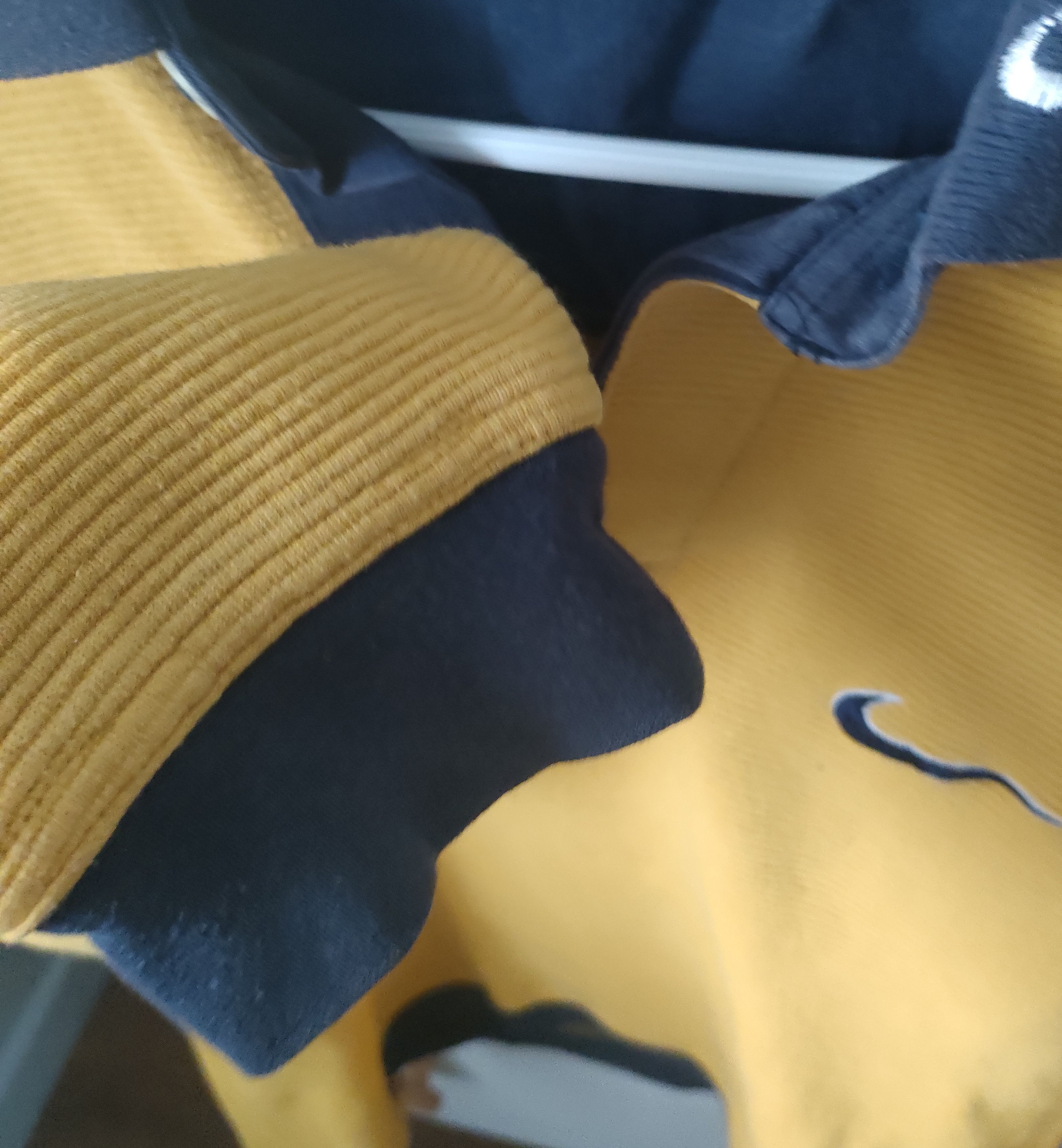 Nike × Vintage Vintage yellow women's sweatshirt 90s Size L / US 10 / IT 46 - 7 Thumbnail