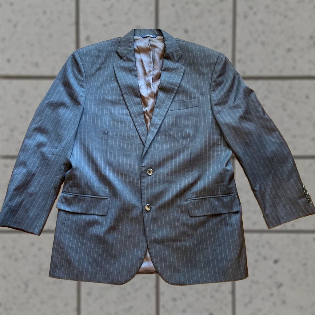 Brooks Brothers Brooks Brothers Blazer Mens 44R Wool Charcoal Gray Striped 2 Piece Classic Notch Lapel Four-Button 2 Piece Travel USA Size 44R - 1 Thumbnail