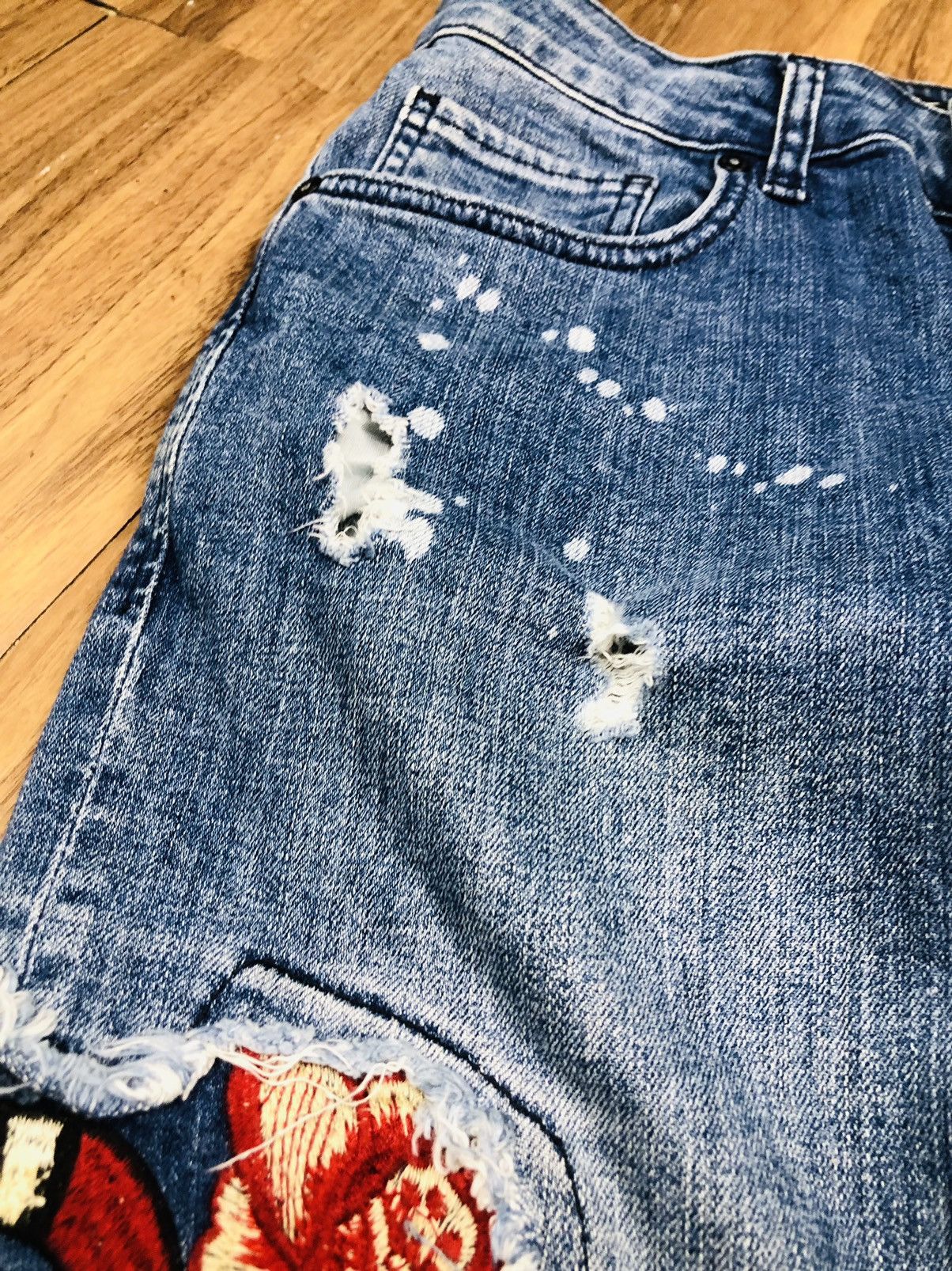 Other 2Y DNM Distress Jeans (33) Size US 29 - 9 Thumbnail