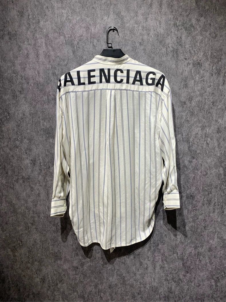 Balenciaga Balenciaga Back logo shirt 2502-Nextarrow Size 4XL / US 24-26 - 2 Thumbnail