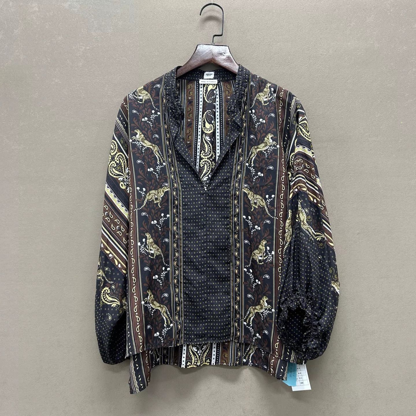 Hermes Hermes Women's 25 Painterly Silk Shirt 36 99 New Size XS / US 0-2 / IT 36-38 - 1 Thumbnail
