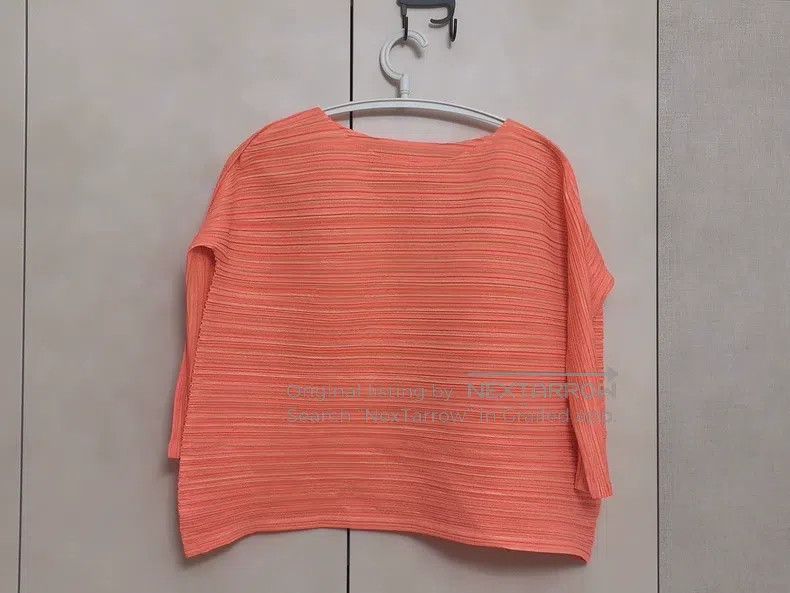 Issey Miyake Issey Miyake size:one size Pleated Top Coral Orange Size XXS / US 00 / IT 34 - 1 Thumbnail