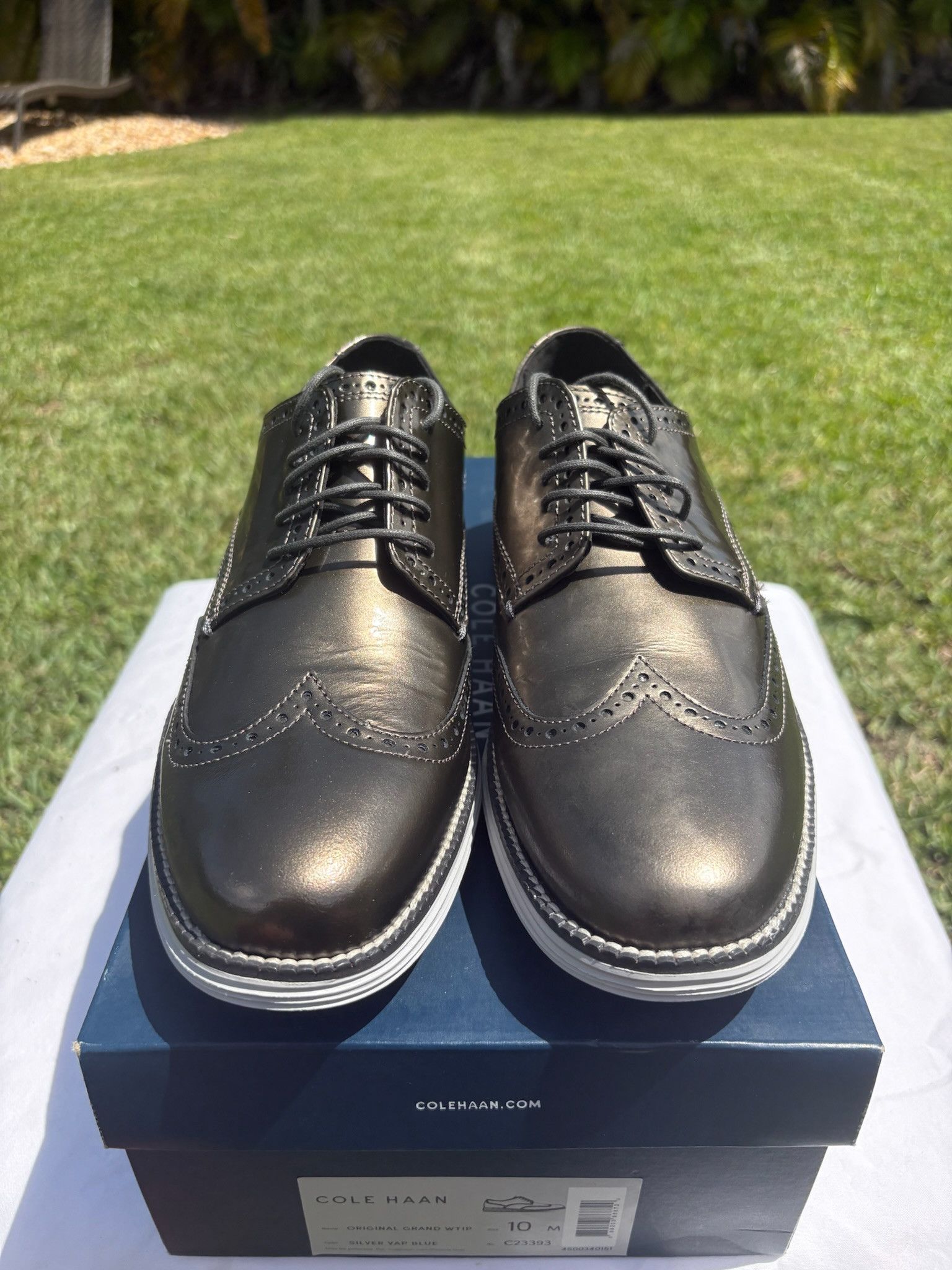 Cole Haan Cole Haan Silver Wingtip Dress Shoes Size US 10 / EU 43 - 7 Thumbnail
