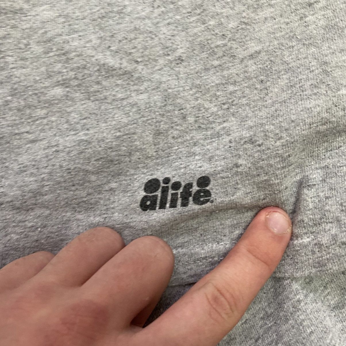 Alife Designer Alife Big Logo luxury streetwear rare tee Size US L / EU 52-54 / 3 - 8 Thumbnail