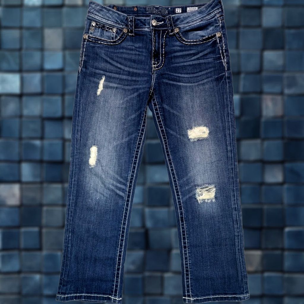 Miss Me Miss Me Boyfriend Capri Jeans Women 27 32x24 Distressed Embellished JB5014P Capri Jeans Women Distressed Embellished 32x24 Miss Me JB5014P Boys? Size 27" / US 4 / IT 40 - 1 Thumbnail