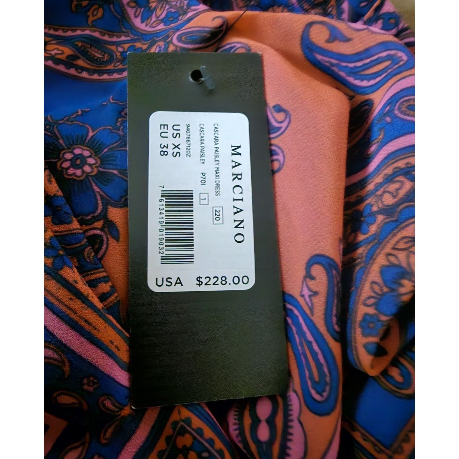 Guess Guess by Marciano Cascara Paisley Maxi dress size XS Size XS / US 0-2 / IT 36-38 - 4 Thumbnail
