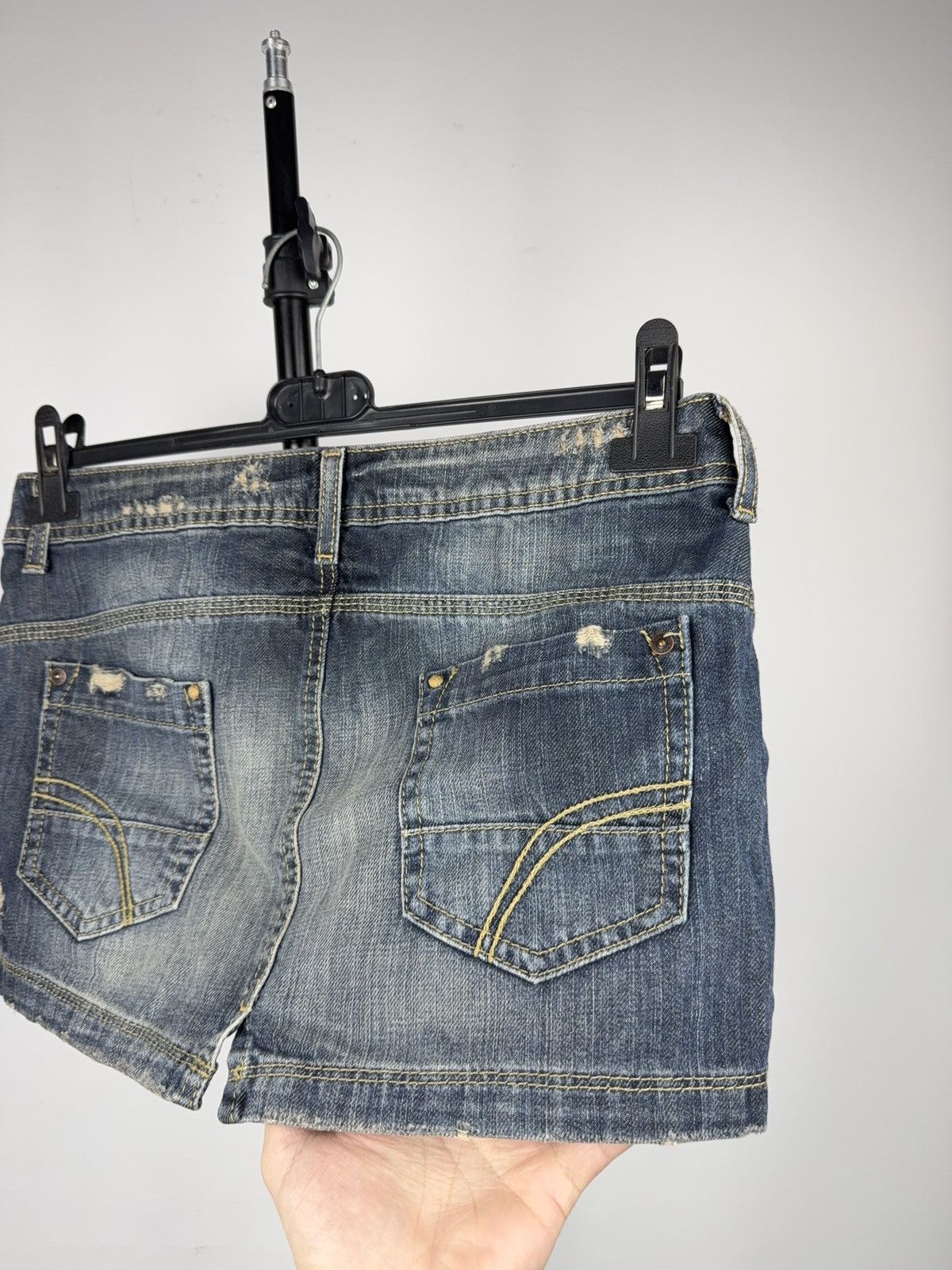 Benetton 00s Y2K Benetton Y2K Distressed Denim Mini Skirt Faded Wash Size 27" / US 4 / IT 40 - 7 Thumbnail