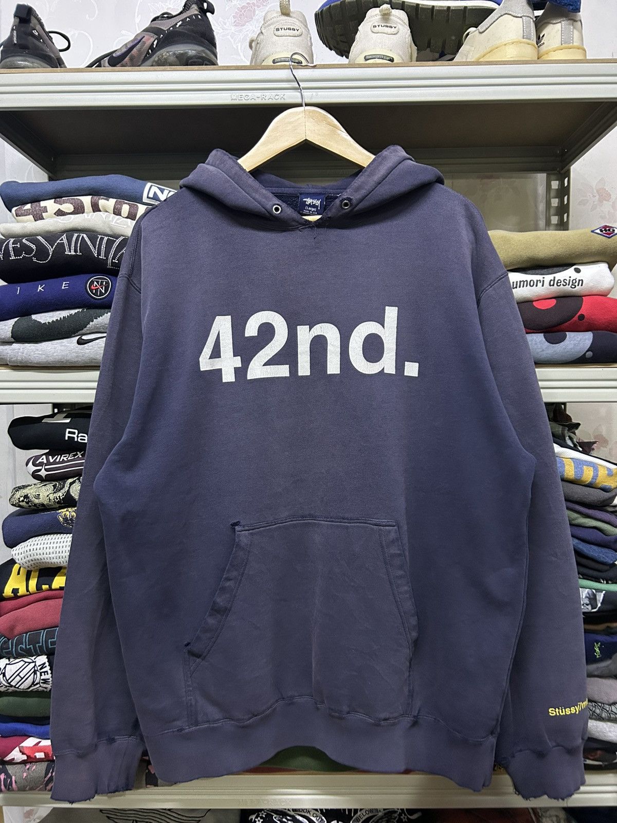 Stussy Vintage thrashed Stussy 42nd. midtown made in usa Size US XL / EU 56 / 4 - 2 Thumbnail