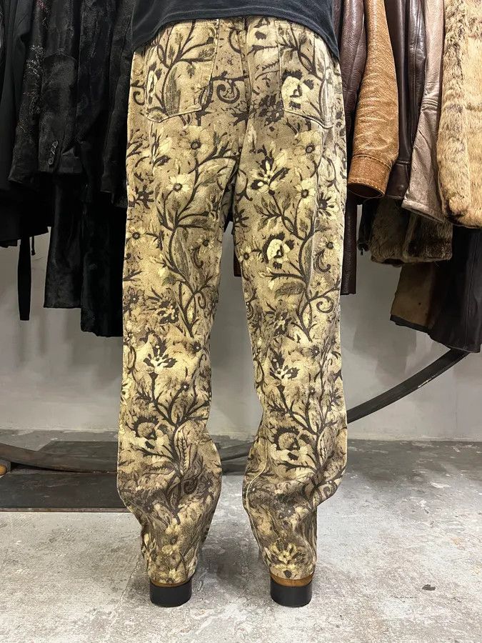 Roberto Cavalli × Vintage FW2002 Roberto Cavalli Flower Nature Forest Relaxed Pants Size US 32 / EU 48 - 4 Thumbnail