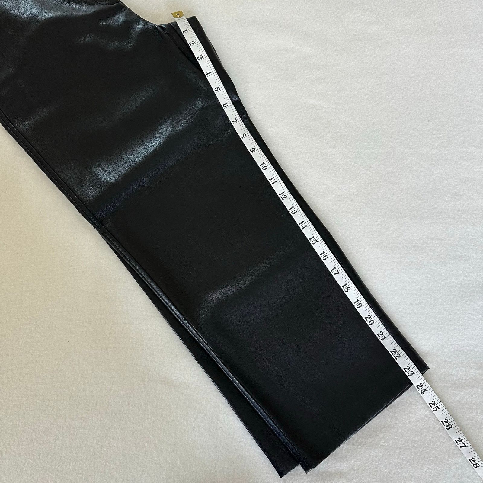 Aritzia Babaton Vegan Leather Command Cropped Pants Black Size 10 Size 32" / US 10 / IT 46 - 6 Thumbnail