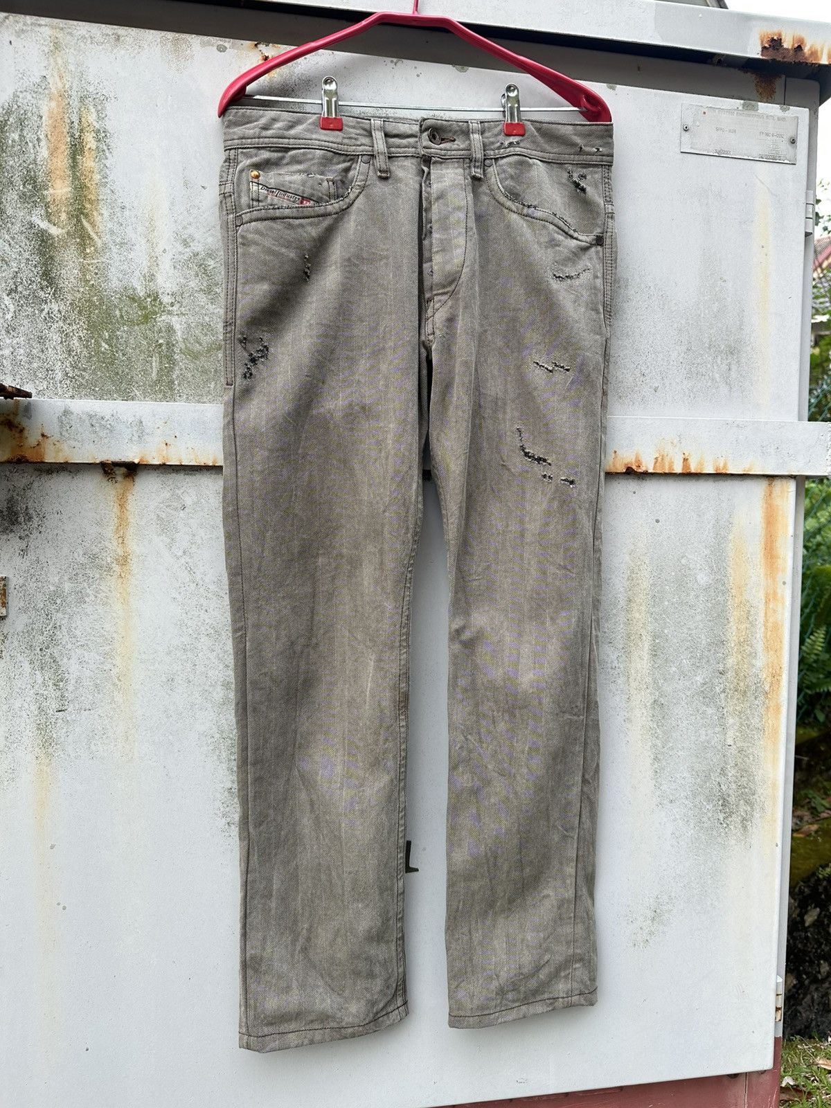 Diesel 👹Vintage Diesel Braddom Thrashed Regular Slim Jeans Size US 28 / EU 44 - 6 Thumbnail