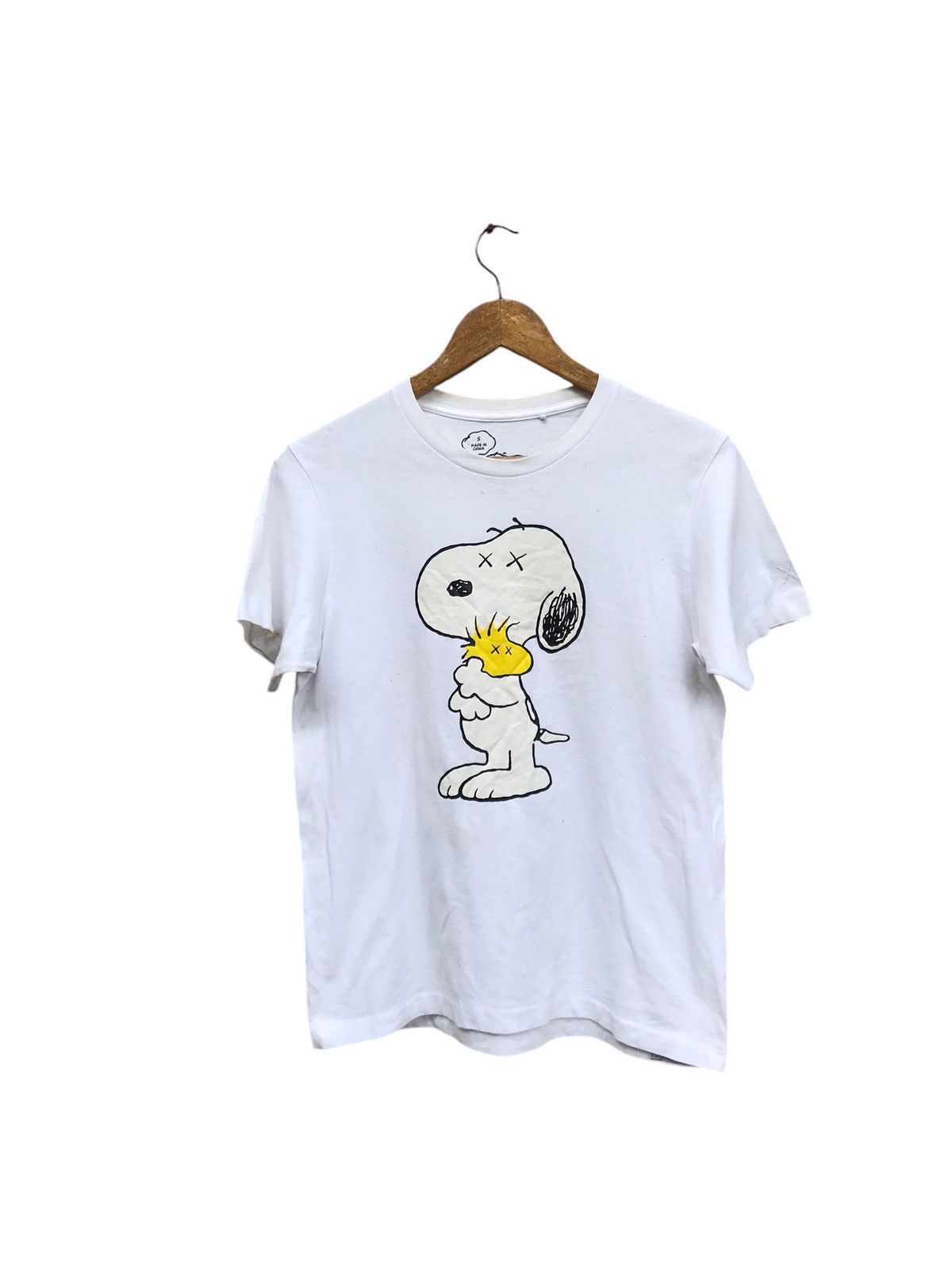 Kaws × Peanuts × Uniqlo KAWS X PEANUTS UNIQLO TEES Size US S / EU 44-46 / 1 - 1 Thumbnail