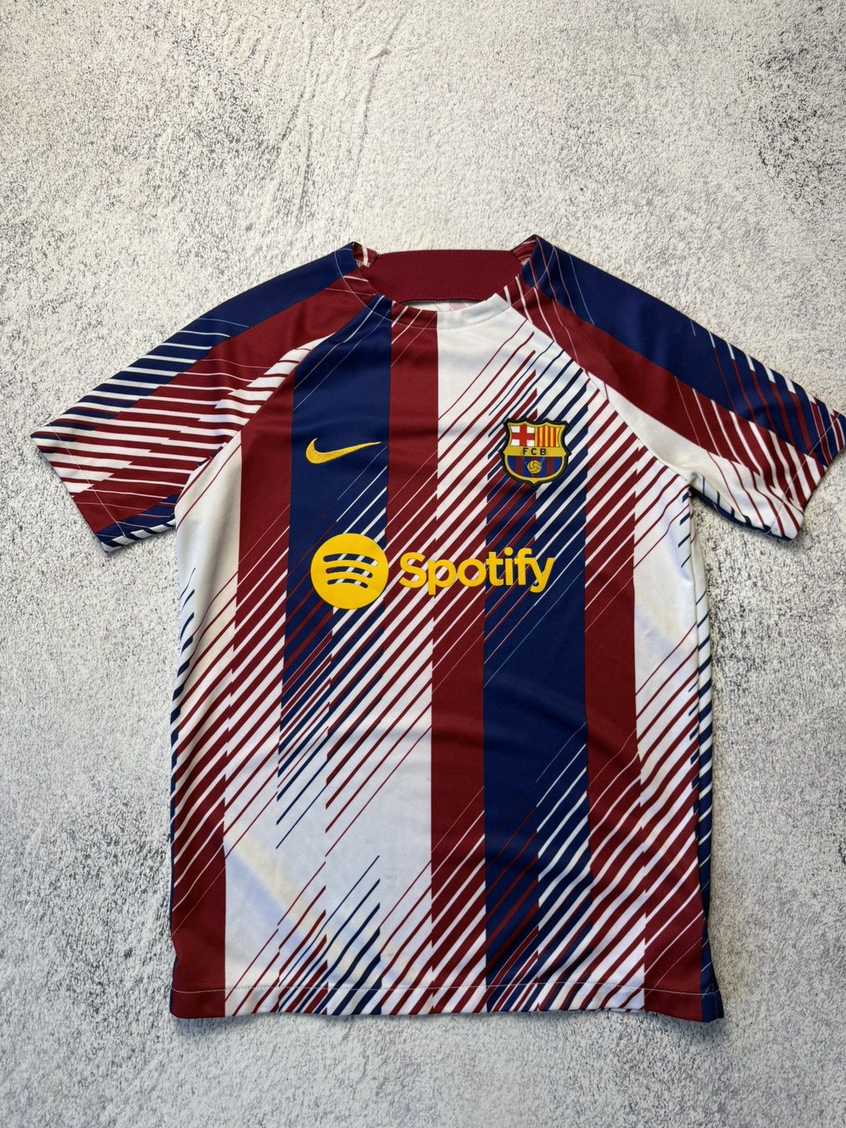 Nike Nike Fc Barcelona Junior Jersey 2023 Blackcor Size US XS / EU 42 / 0 - 3 Thumbnail