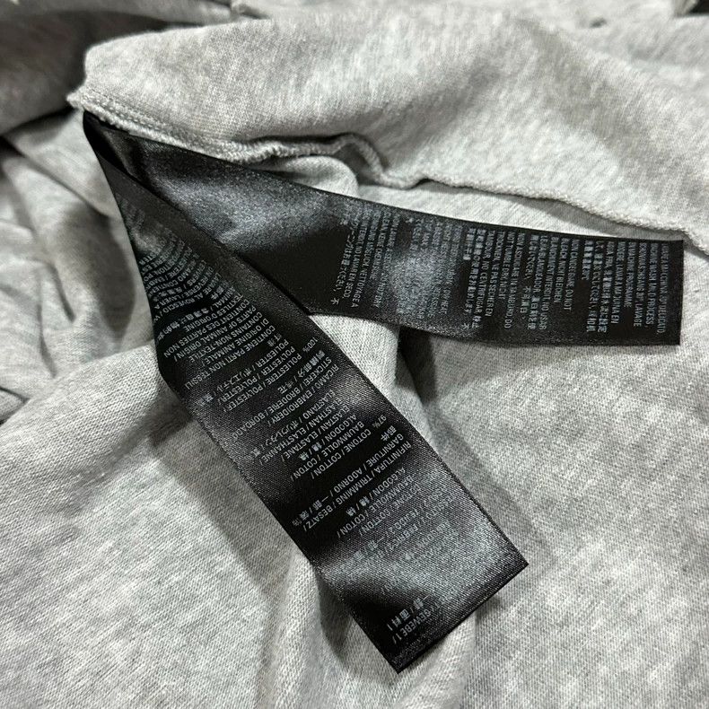 Balenciaga Balenciaga Loose casual fake two-piece round neck long sle Size US M / EU 48-50 / 2 - 8 Thumbnail