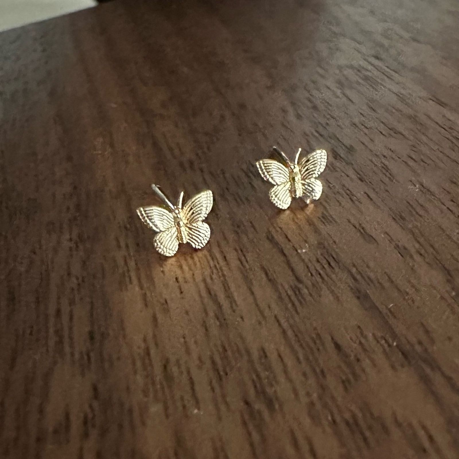 Other 14K Solid Gold Butterfly Earrings 🦋 Size ONE SIZE - 2 Thumbnail