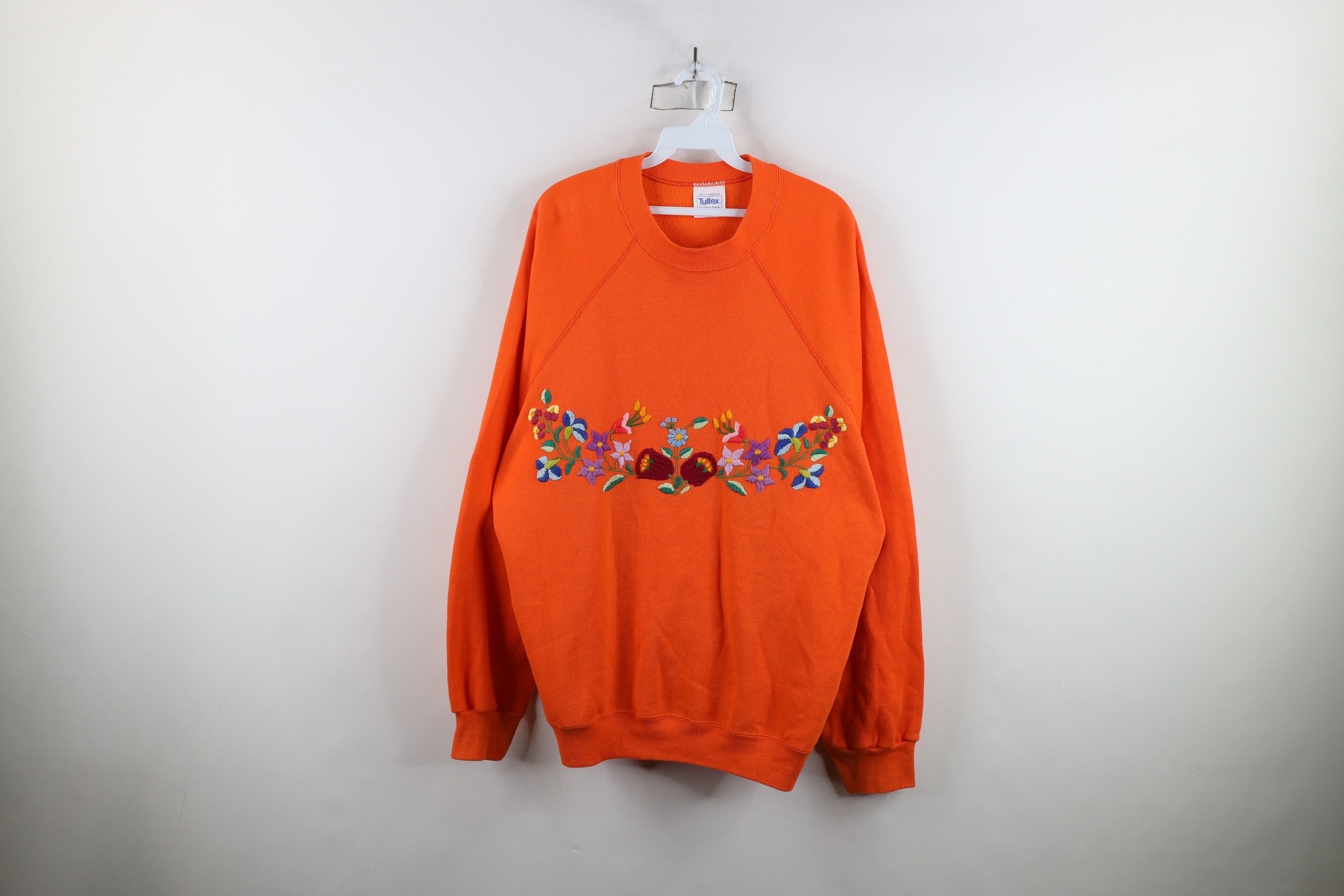 Vintage Vintage 80s 90s Streetwear Embroidered Flower Sweatshirt USA Size XL / US 12-14 / IT 48-50 - 1 Thumbnail