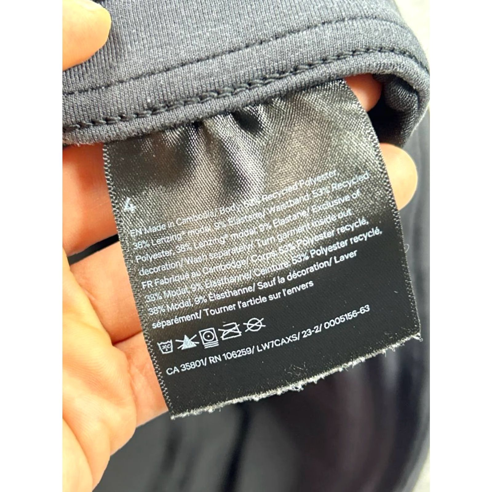 Lululemon Lululemon Shorts Womens 4 Softstreme HR 3.5" Gray Sports Activewear Gym Running Satin? Size 27" / US 4 / IT 40 - 7 Thumbnail