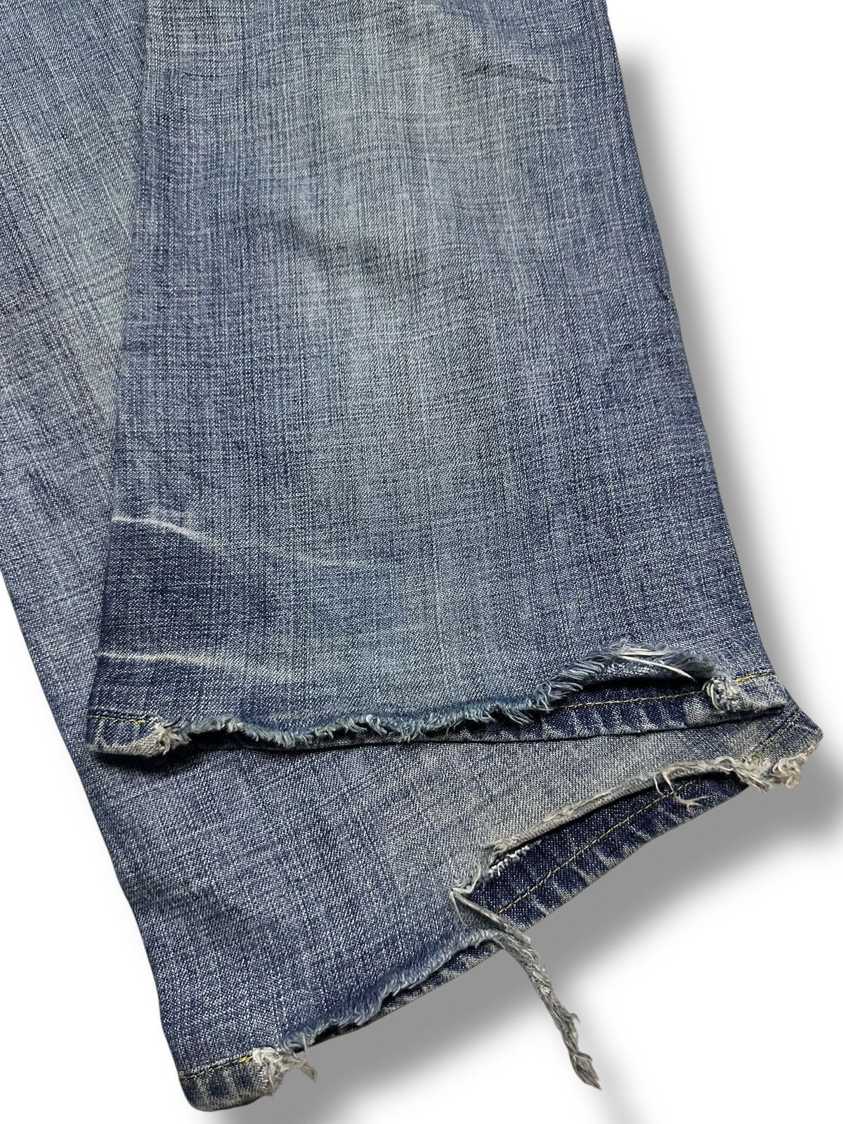 Citizens Of Humanity Citizen of Humanity Distressed Jeans Bootcut and Faded Wash Size US 32 / EU 48 - 10 Thumbnail