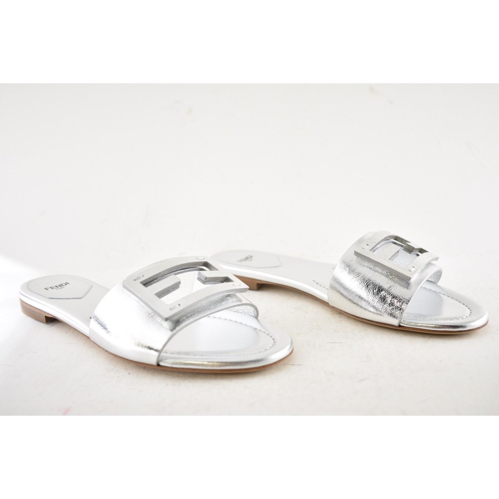 Fendi Fendi Baguette Leather FF Monogram Mule Slide Sandal 39 Size US 9 / IT 39 - 4 Thumbnail