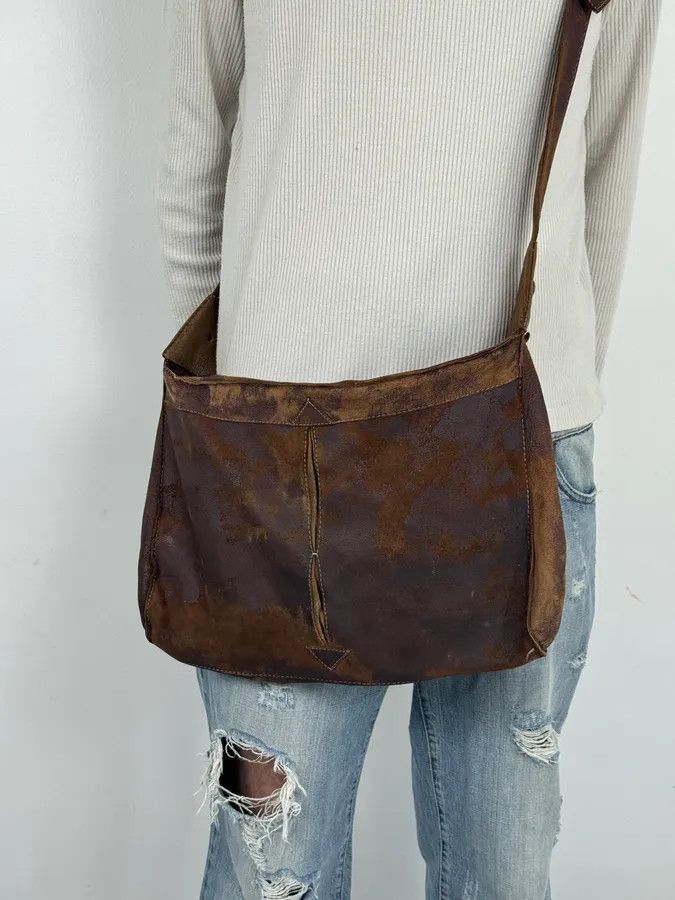 Just Cavalli 2000s Cavalli Brown Eroded Leather Shoulder Bag Size ONE SIZE - 3 Thumbnail