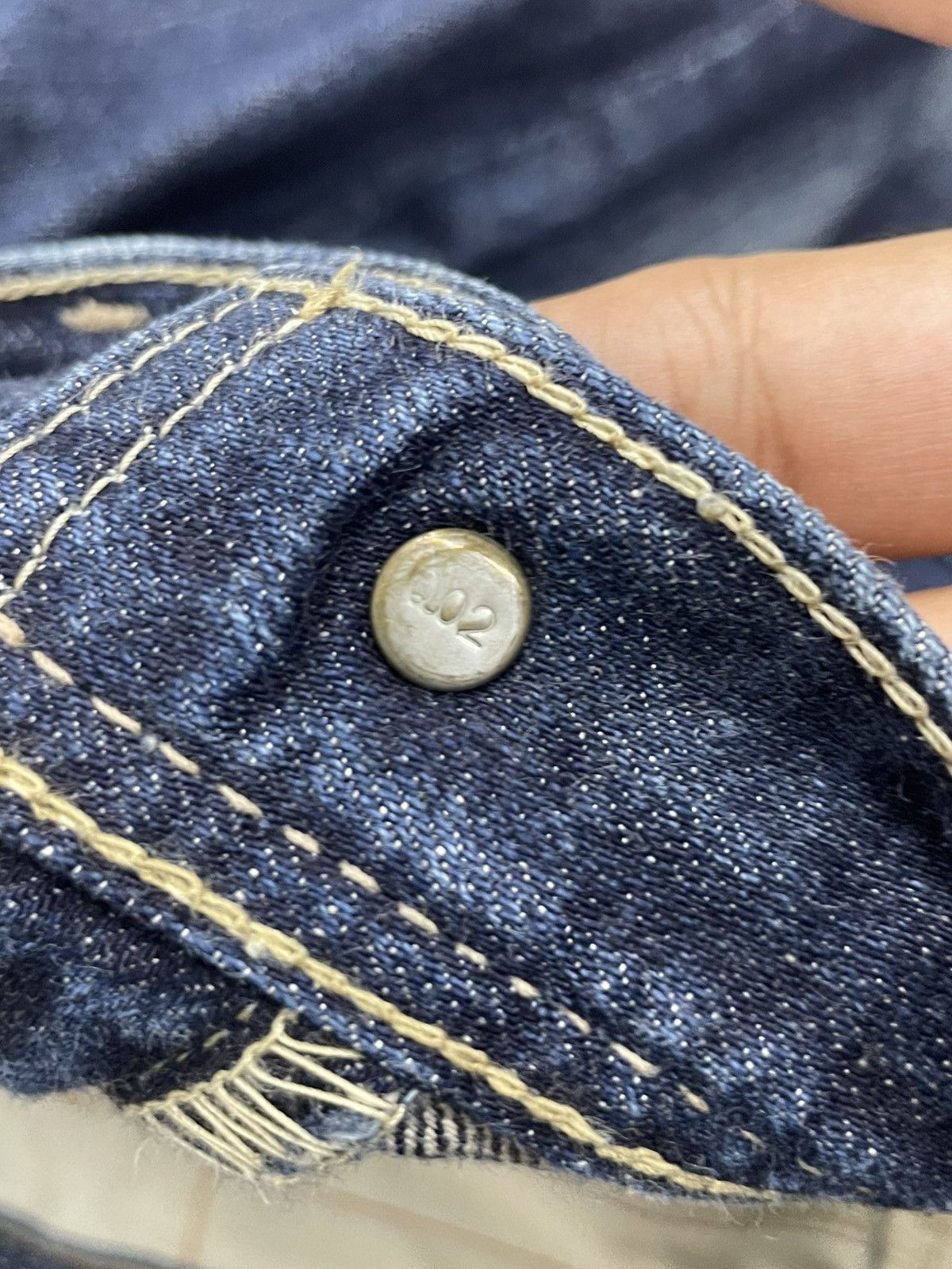Levi's Levis Whiskering Flare Unisex Button Backpocket Size US 32 / EU 48 - 17 Thumbnail