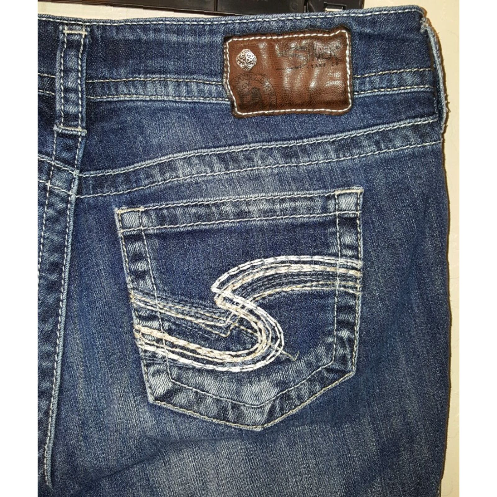 Silver Jeans Co. VINTAGE Buckle Silver SUKI Thick Stitch Medium Wash Bootcut Jeans Womens 28 x 26 Size 28" / US 6 / IT 42 - 3 Thumbnail