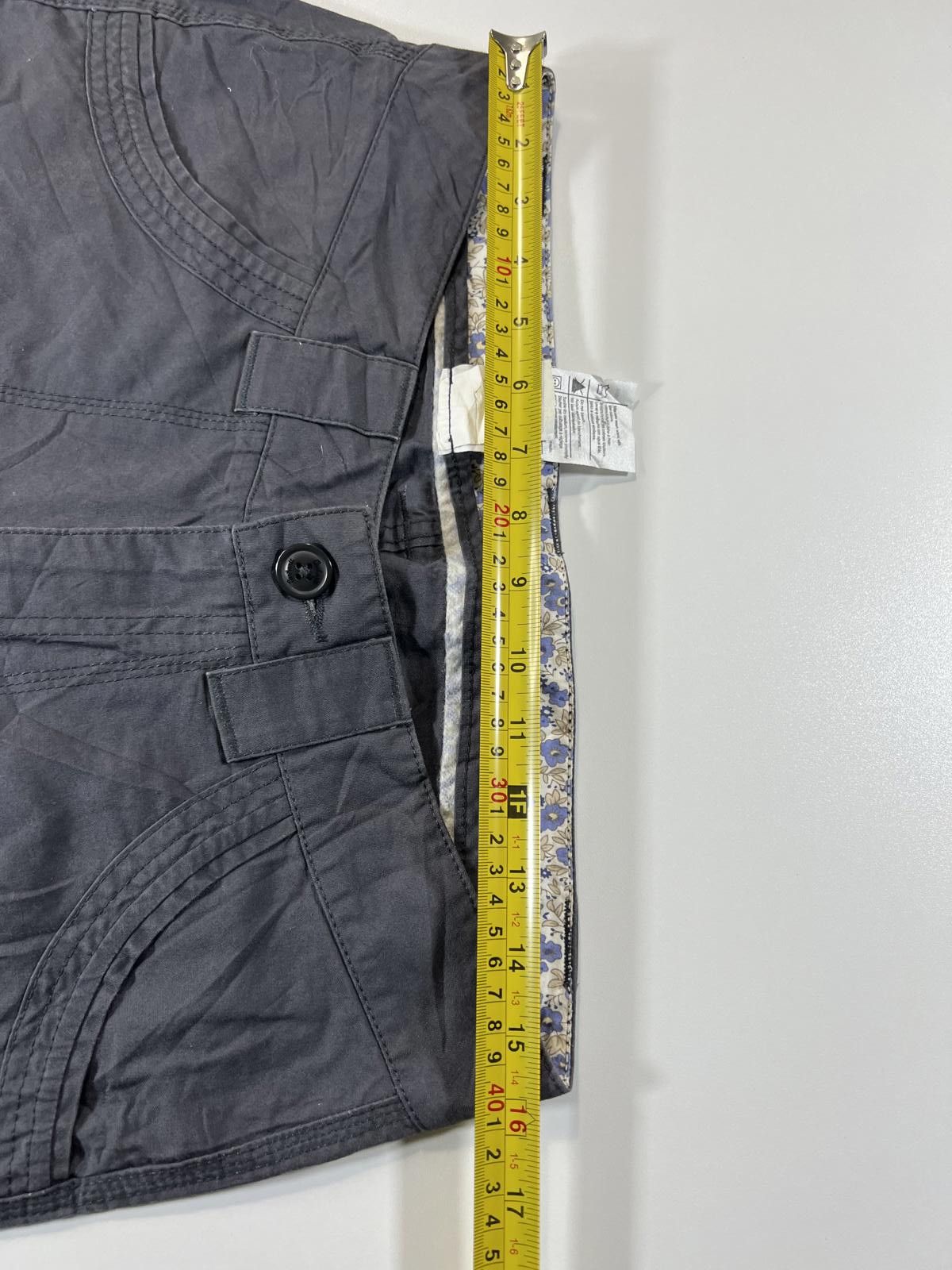 Other Carhartt women’s Gray Cargo Shorts 10 Size ONE SIZE - 7 Thumbnail