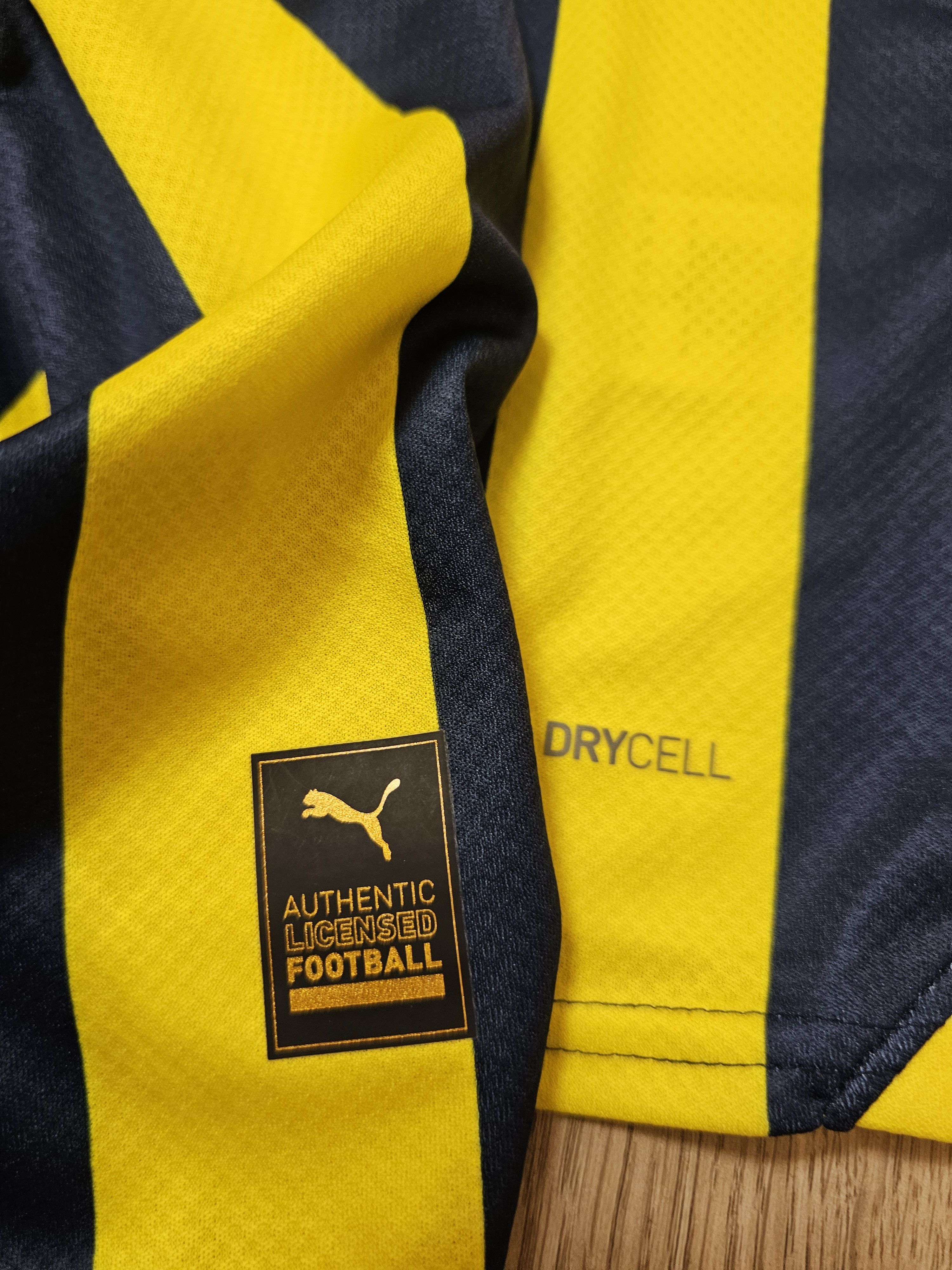 Puma FENERBAHCE 2023 2024 HOME FOOTBALL SHIRT SOCCER JERSEY 3XL Size US XXL / EU 58 / 5 - 8 Thumbnail