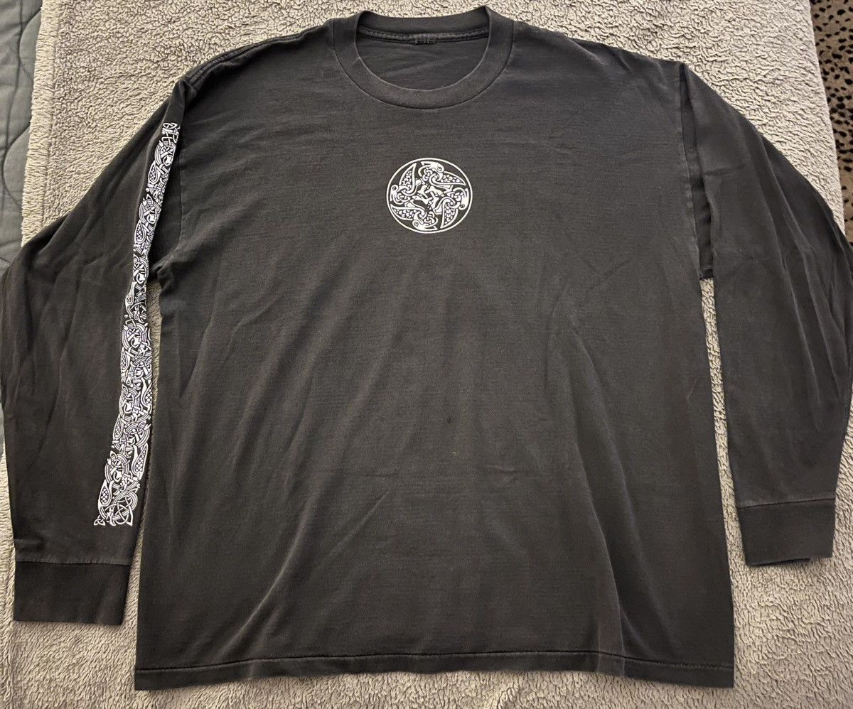 Fashion Victim Vtg Fashion Victim 1994 Celtic Knot Long Sleeve T-Shirt XL Size US XL / EU 56 / 4 - 1 Thumbnail