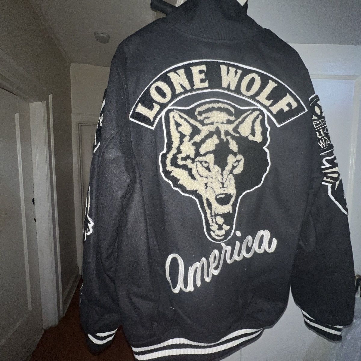 Other Heritage America "Lone Wolf" Varsity Bomber Jacket Size US XL / EU 56 / 4 - 3 Thumbnail