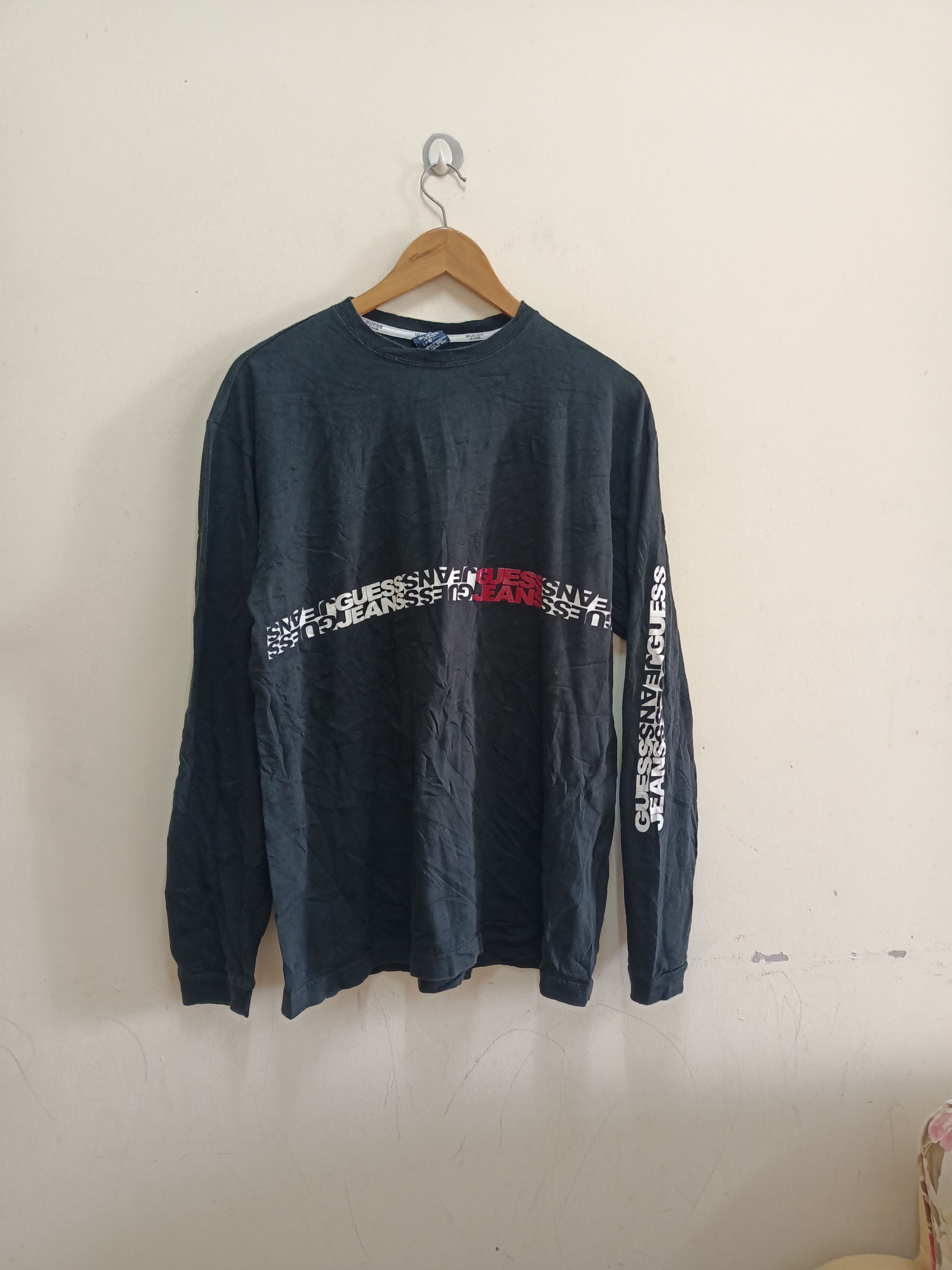 Guess × Vintage Vintage Guess Jeans long sleeve t-shirt Size US L / EU 52-54 / 3 - 1 Thumbnail