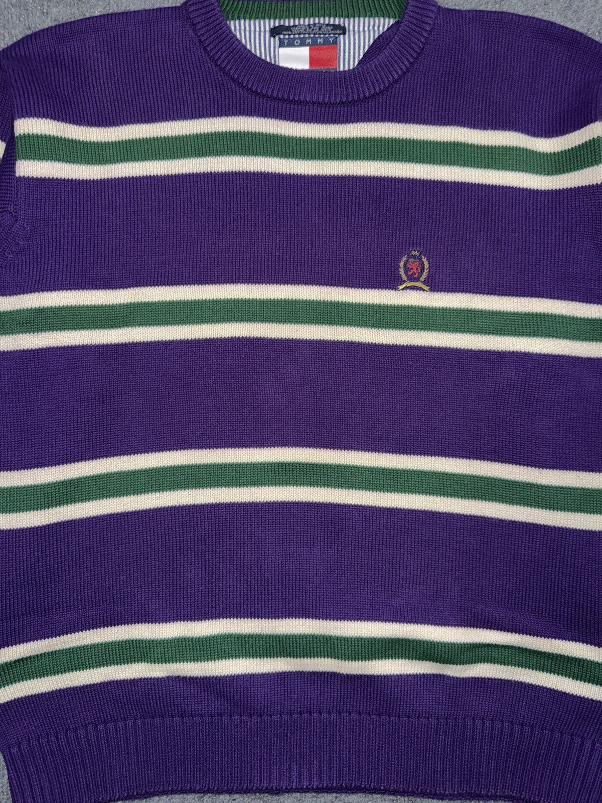 Tommy Hilfiger Vintage Tommy Hilfiger Purple Striped Crest Knit Sweater (L) Size US L / EU 52-54 / 3 - 2 Thumbnail