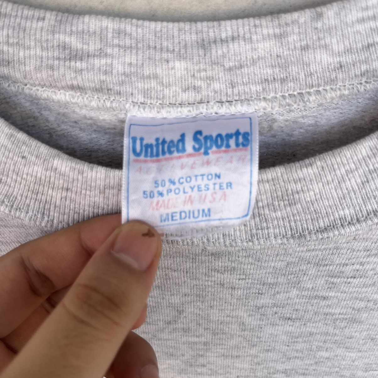 Other Vintage 90s United Sports Grey Tennis Sweatshirt Size M Size US M / EU 48-50 / 2 - 6 Thumbnail