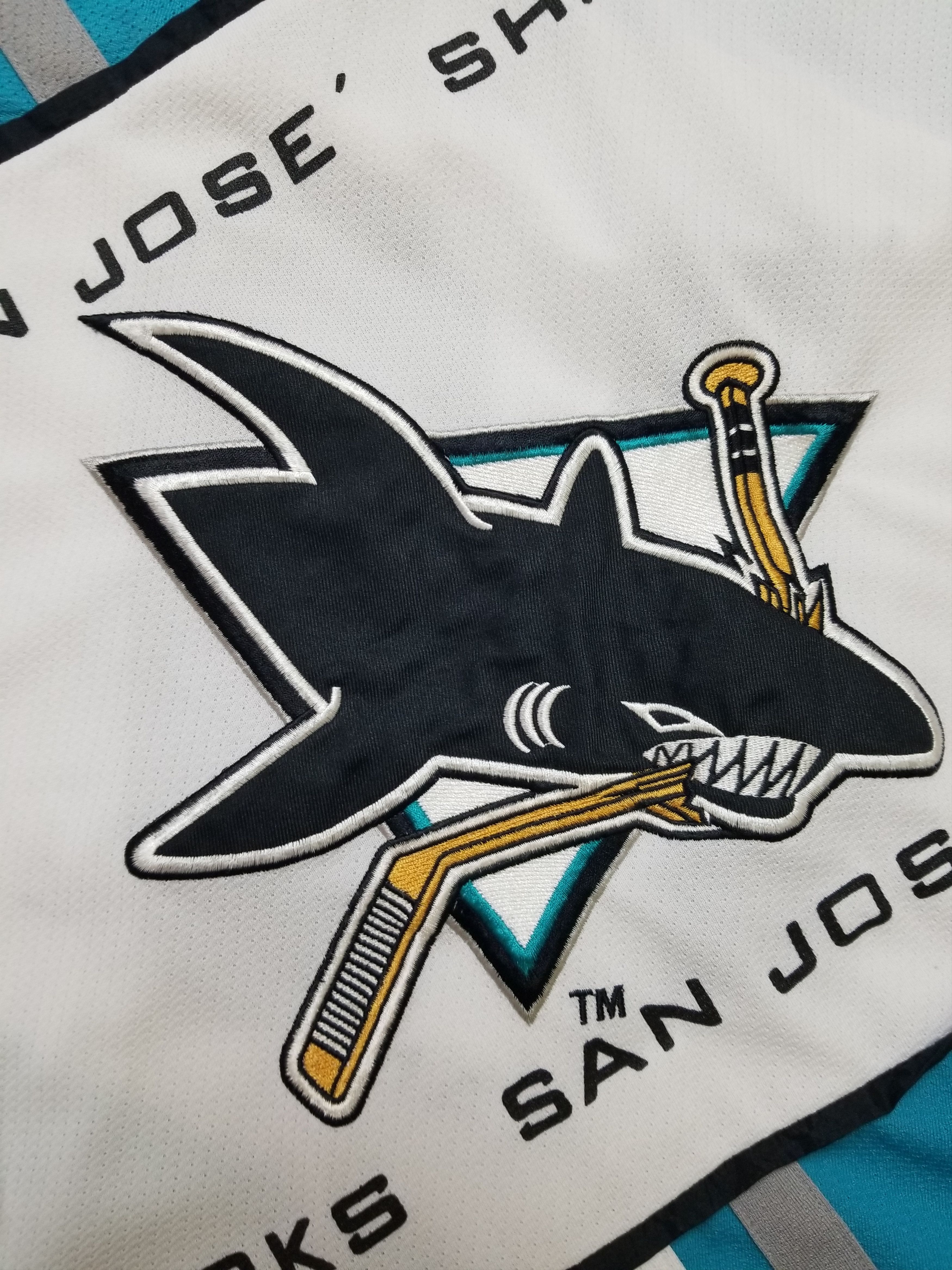 Other Vintage CMP SAN JOSE SHARKS #19 Ice Hockey NHL Jersey Size US L / EU 52-54 / 3 - 10 Thumbnail