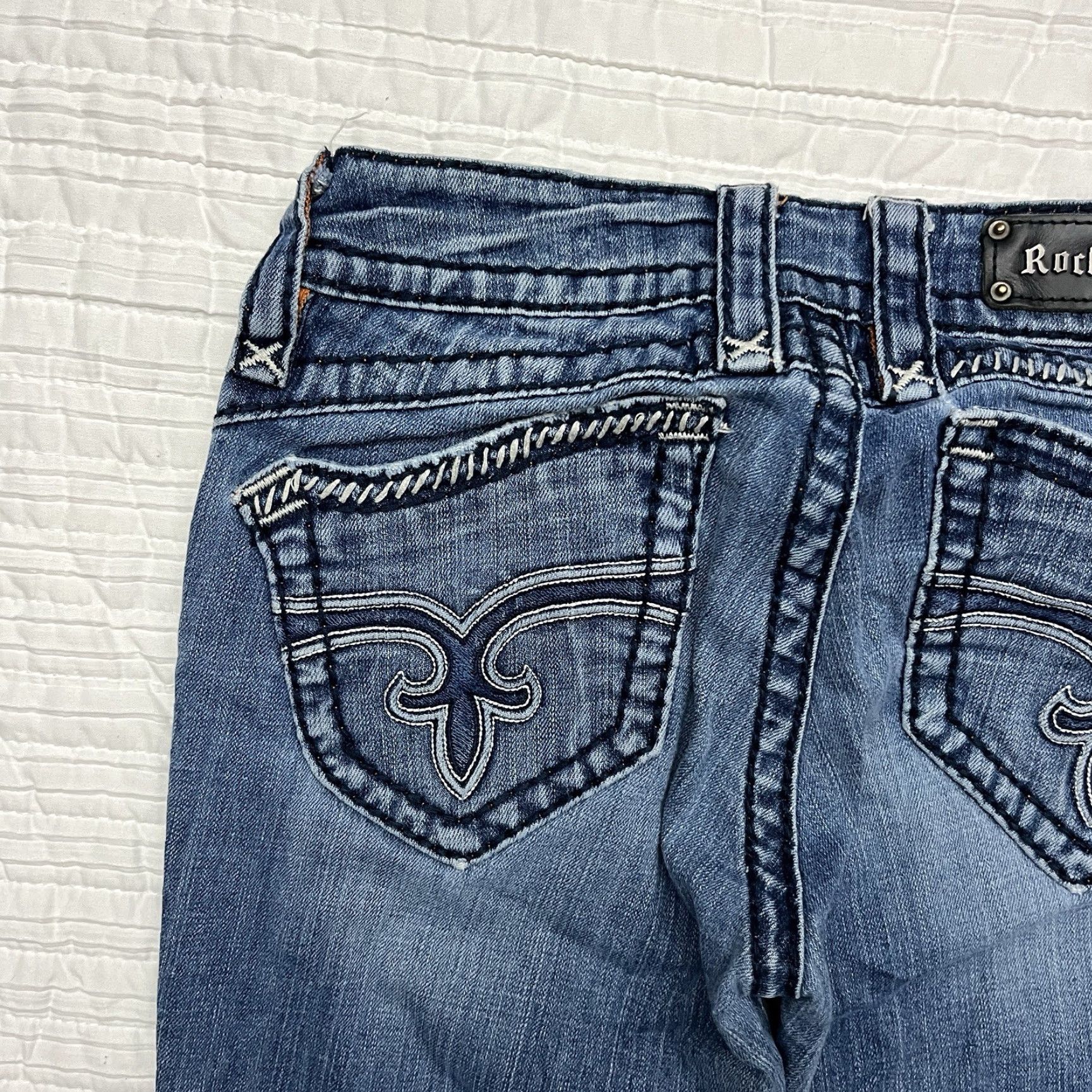 Vintage VINTAGE Rock Revival Jeans Womens 26x30 Blue Skinny Jasna Distressed Embroidered Pockets Size 30" / US 8 / IT 44 - 6 Thumbnail