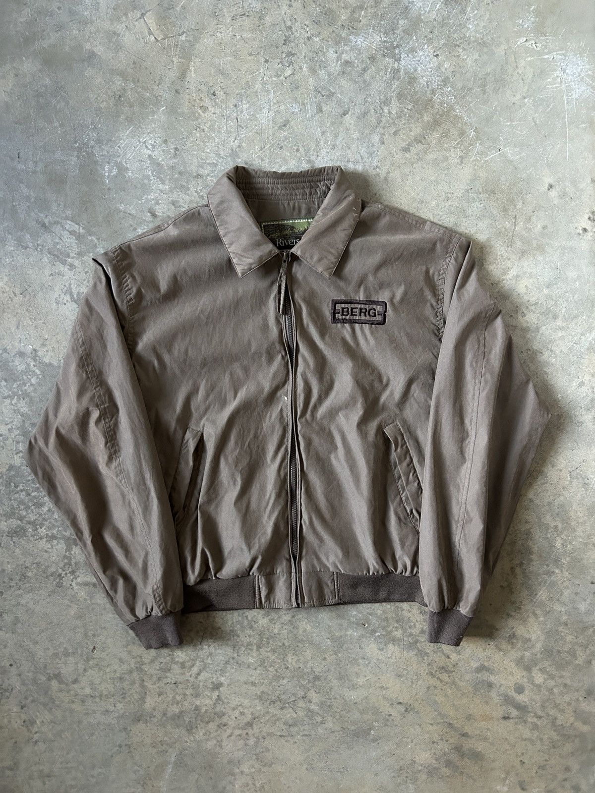 Vintage Vintage Taupe “F. BERG” Workwear Jacket — 90s Utility Zip-Up Size US S / EU 44-46 / 1 - 1 Thumbnail
